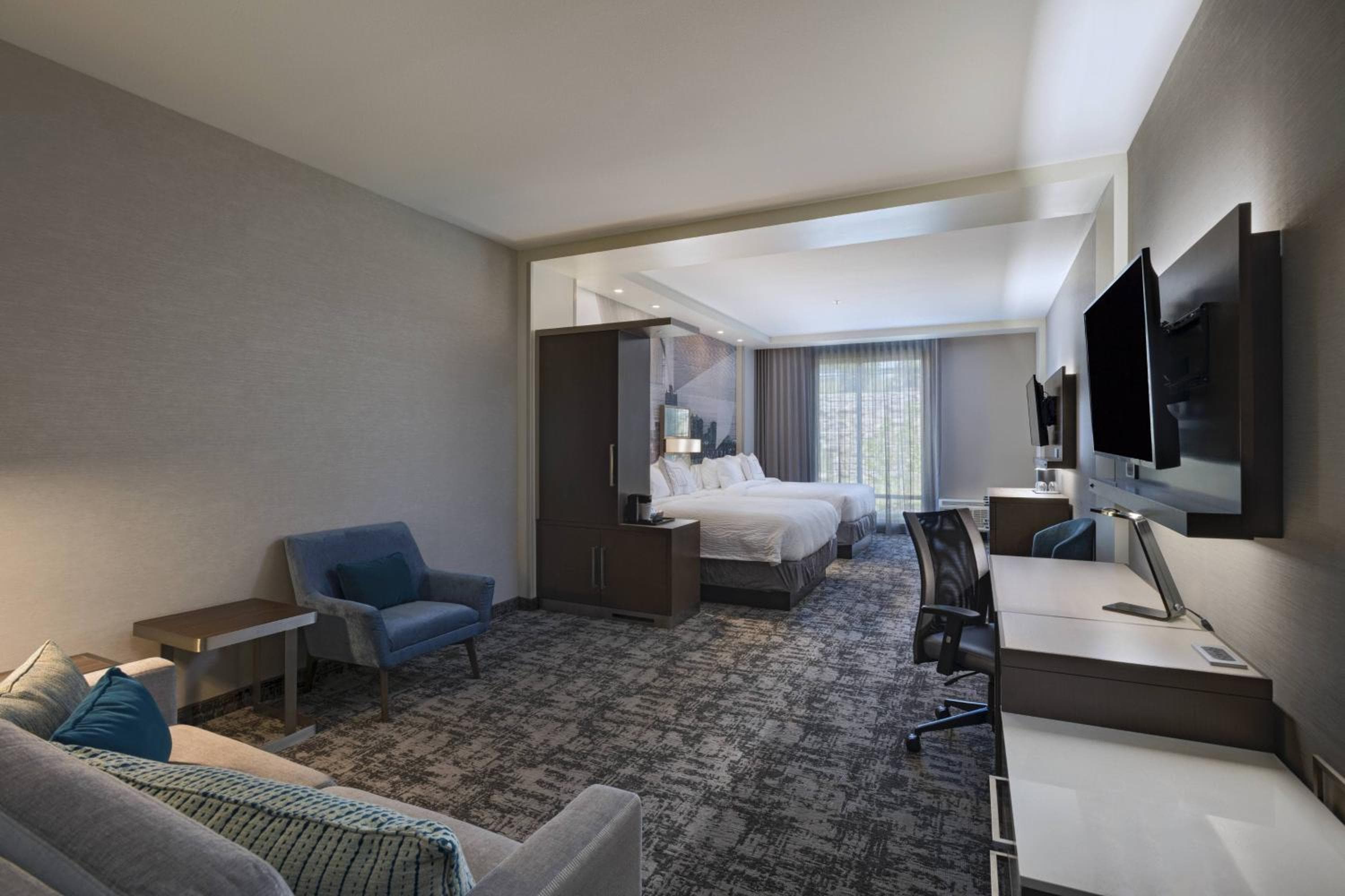 Courtyard St. Louis Brentwood