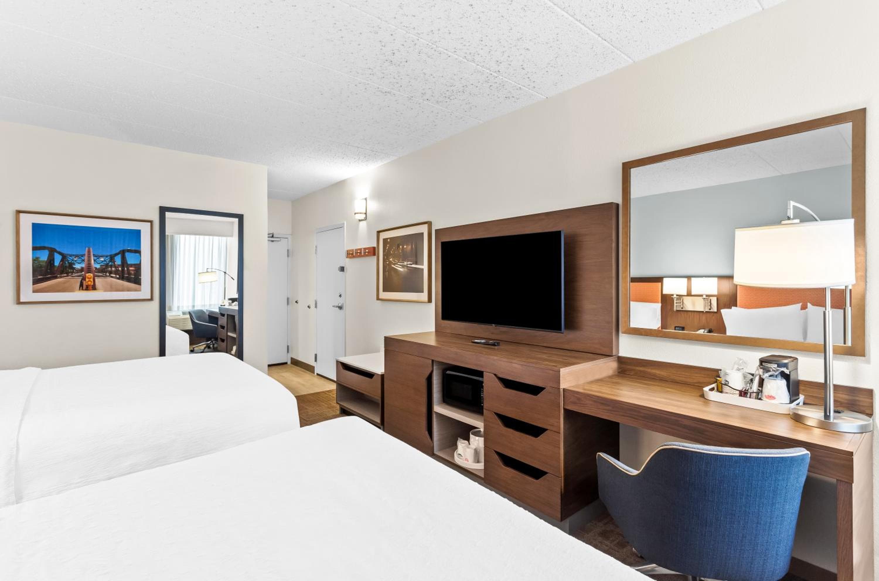 Hampton Inn Chicago-Naperville