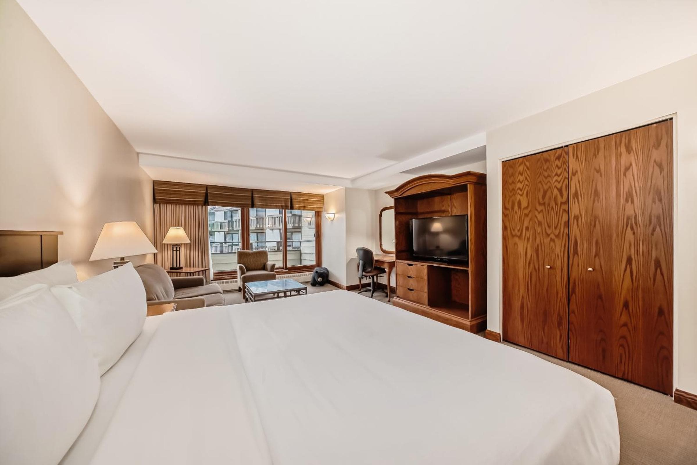 Jasper Inn & Suites by INNhotels