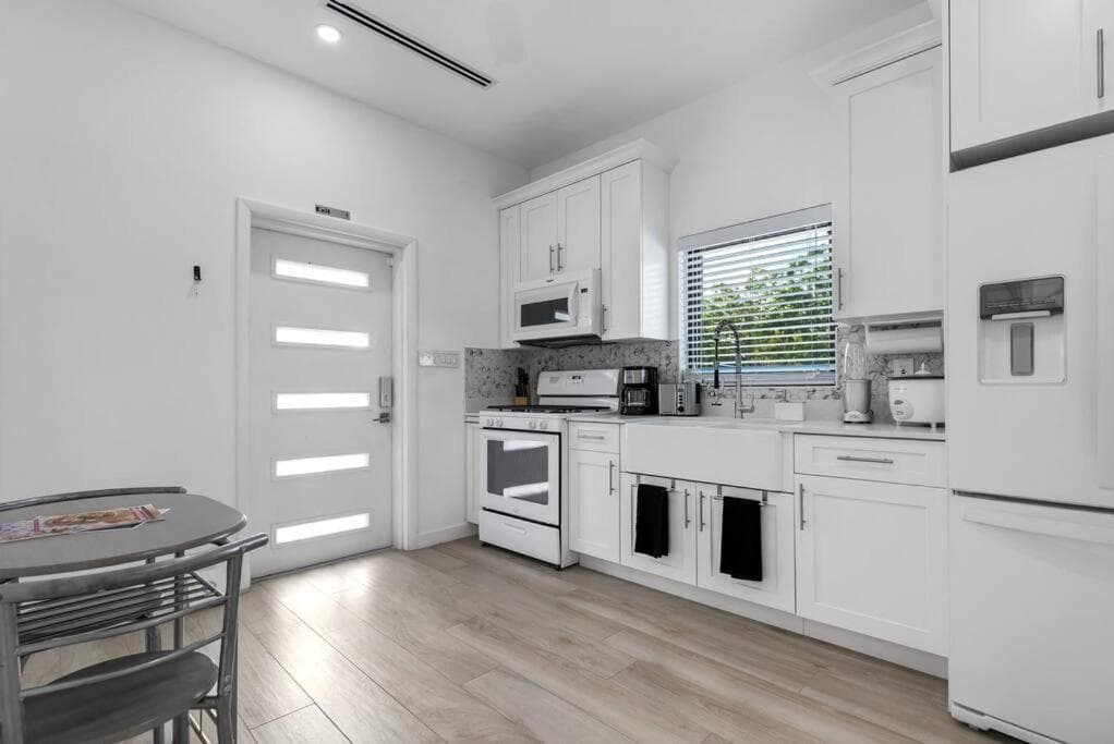 Beach Bay Place