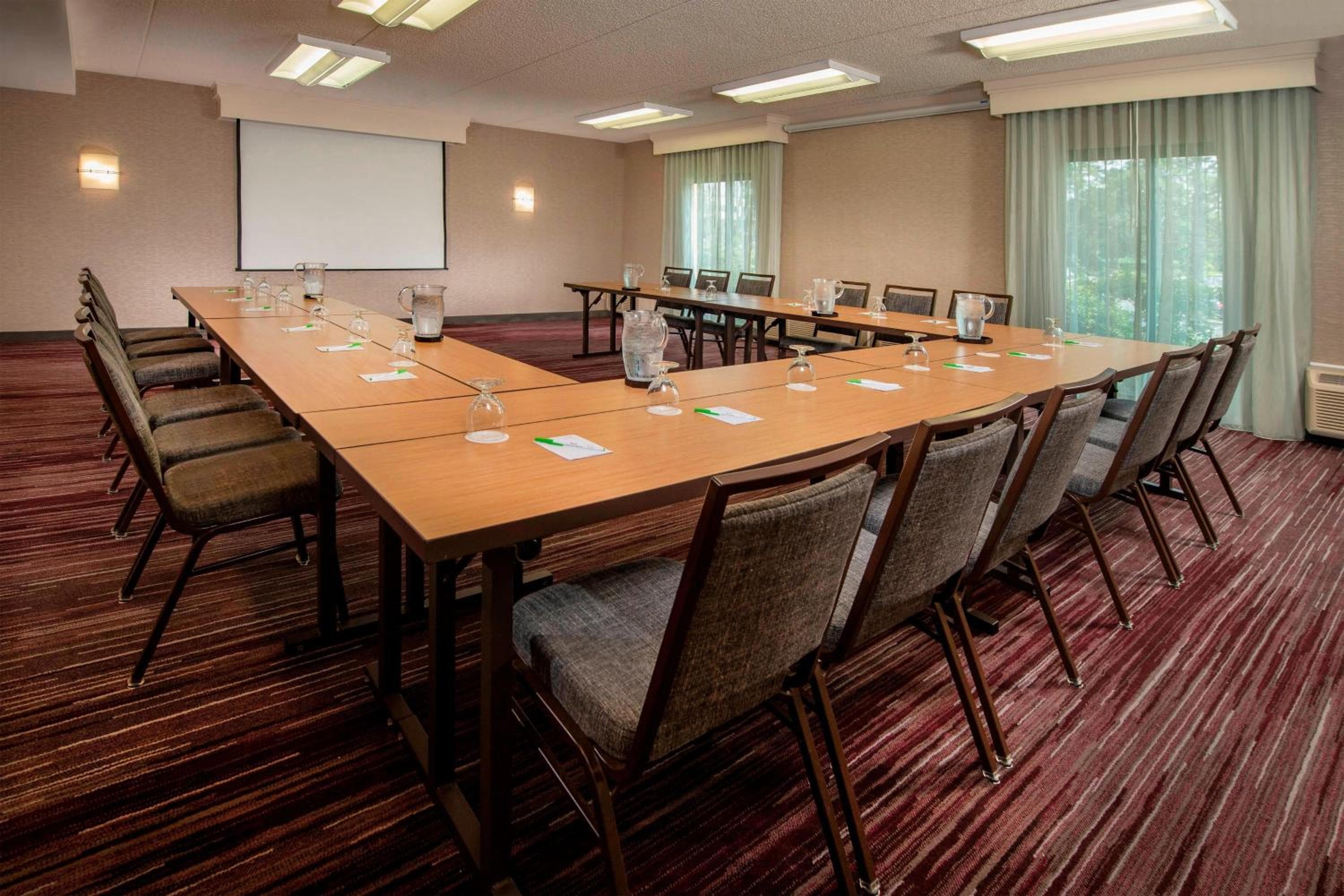 Courtyard by Marriott Rockville