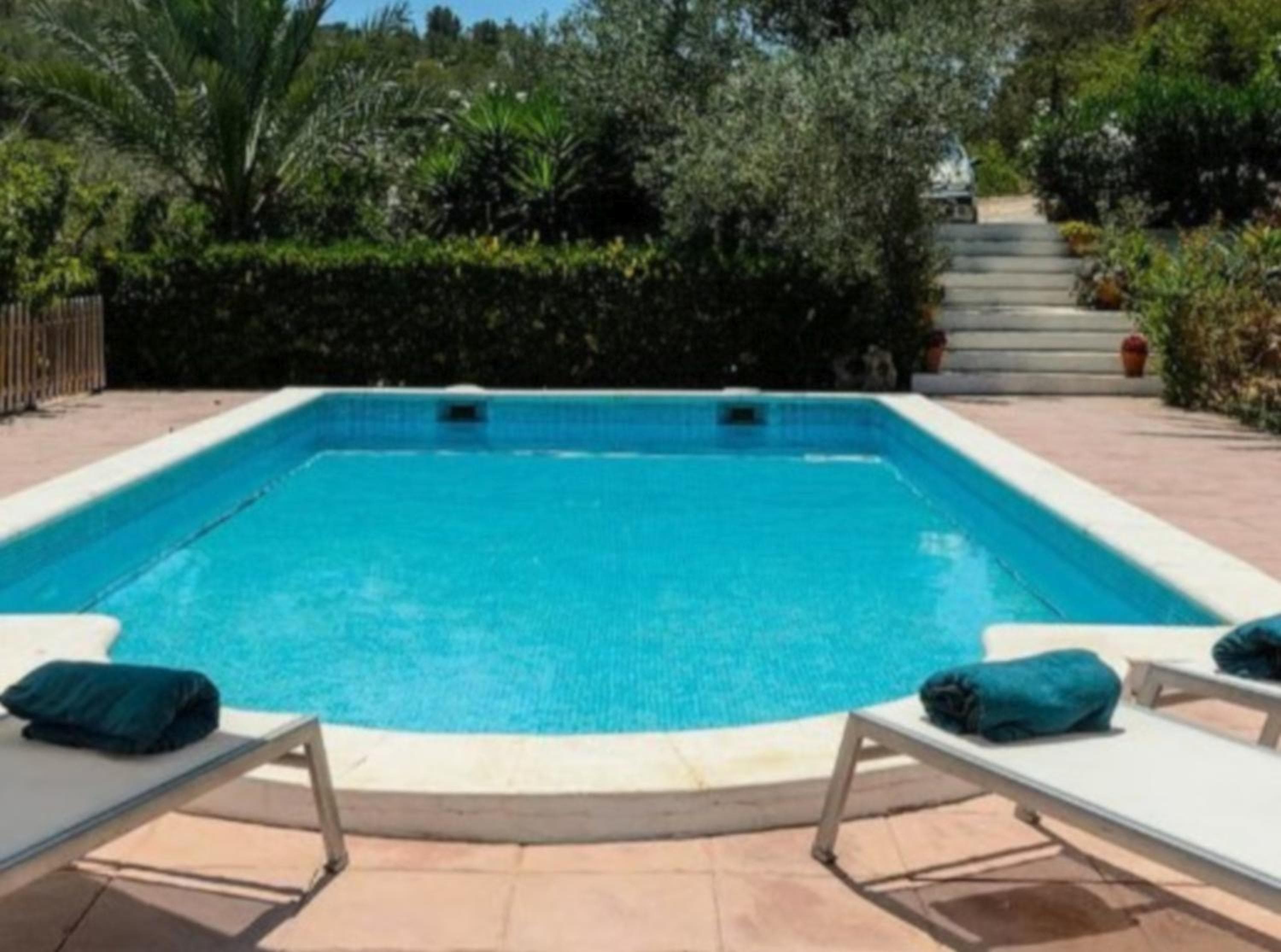 Cap Martinet villa modern top