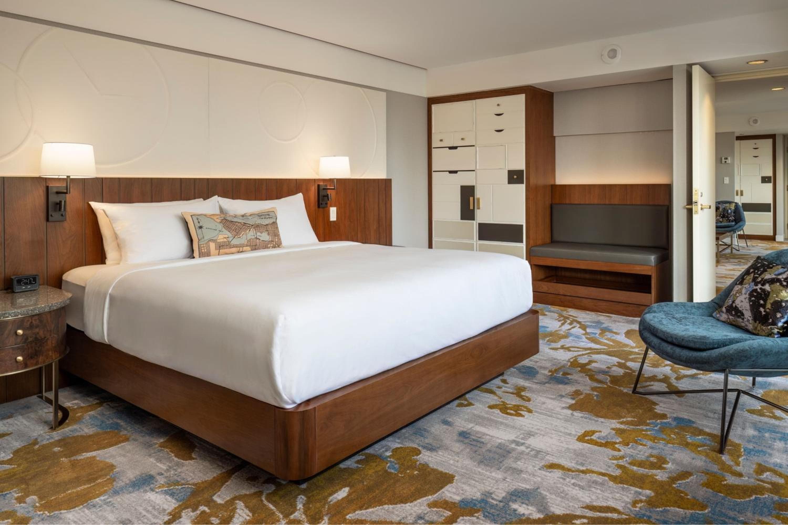 Metropolitan Hotel Vancouver