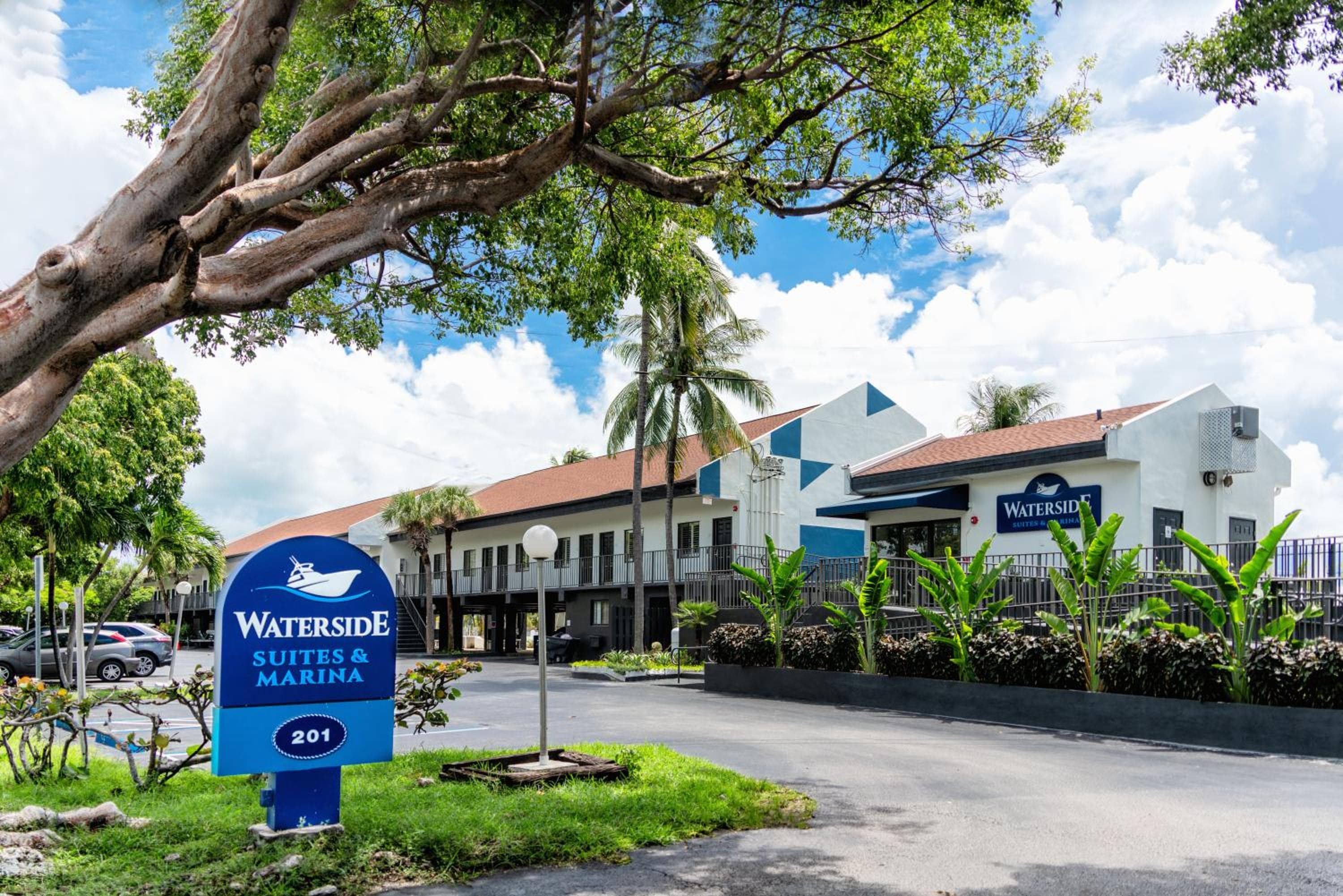 Waterside Suites and Marina