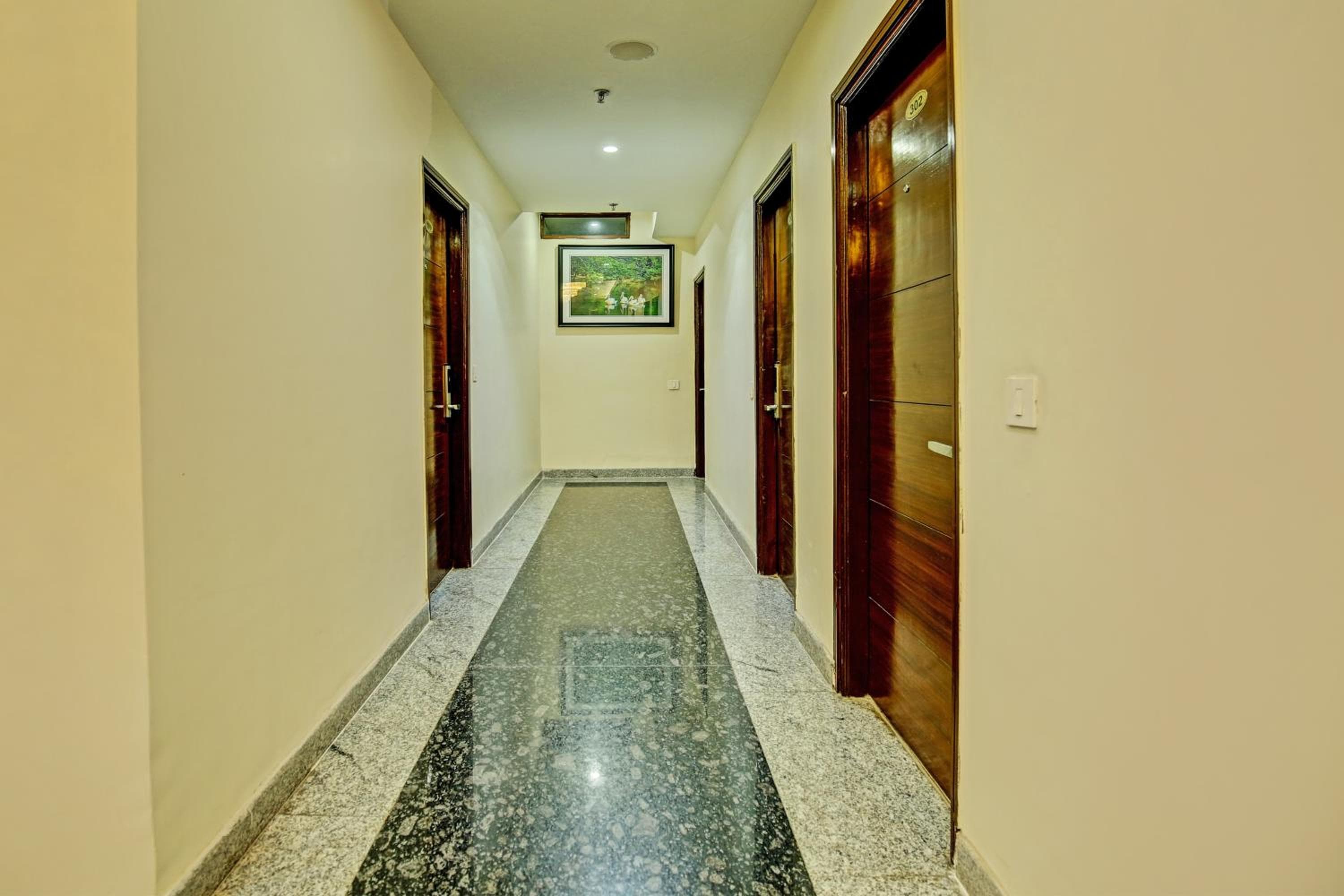 Townhouse by OYO Eastern View Formerly Vihaan Residency