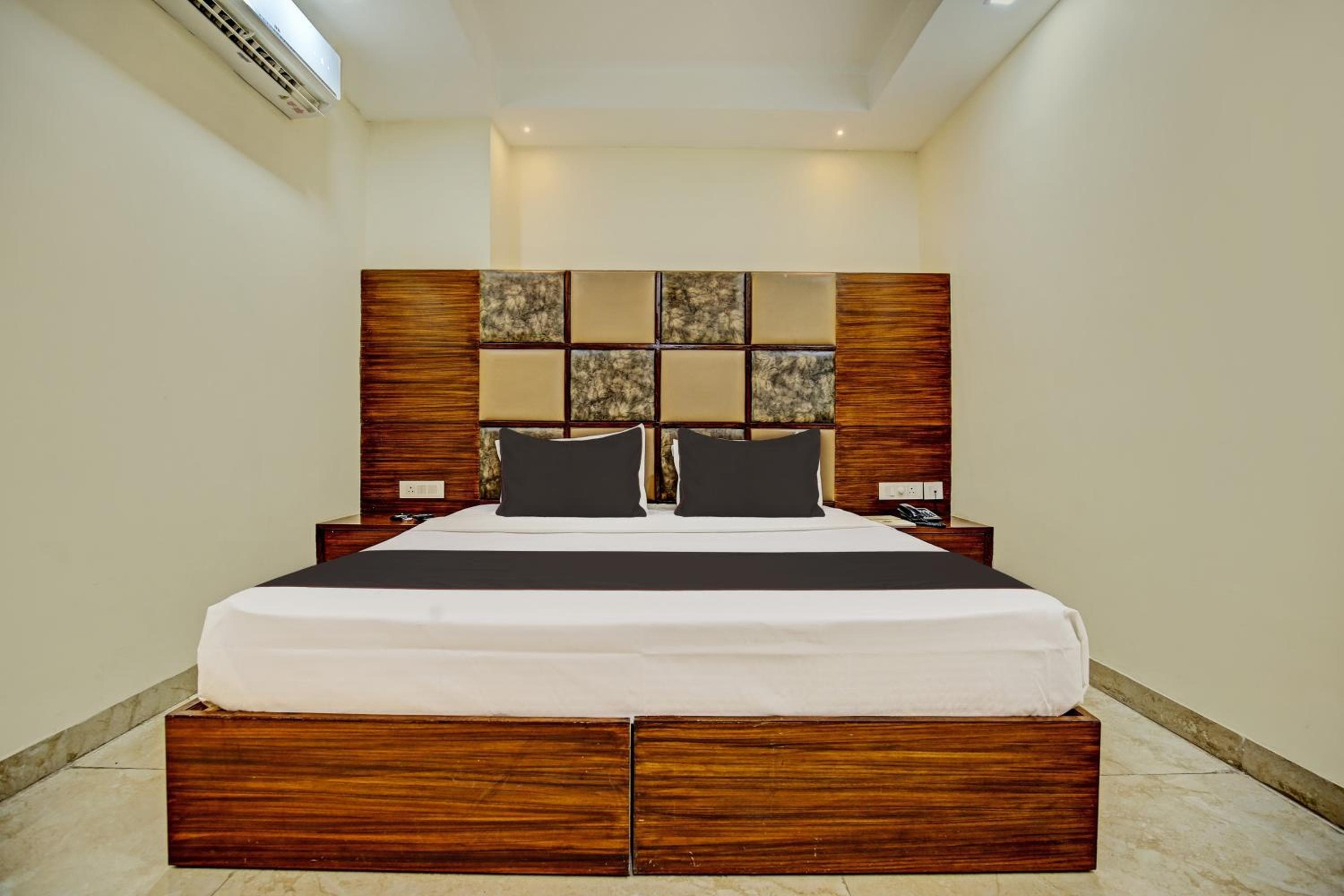 Townhouse by OYO Eastern View Formerly Vihaan Residency
