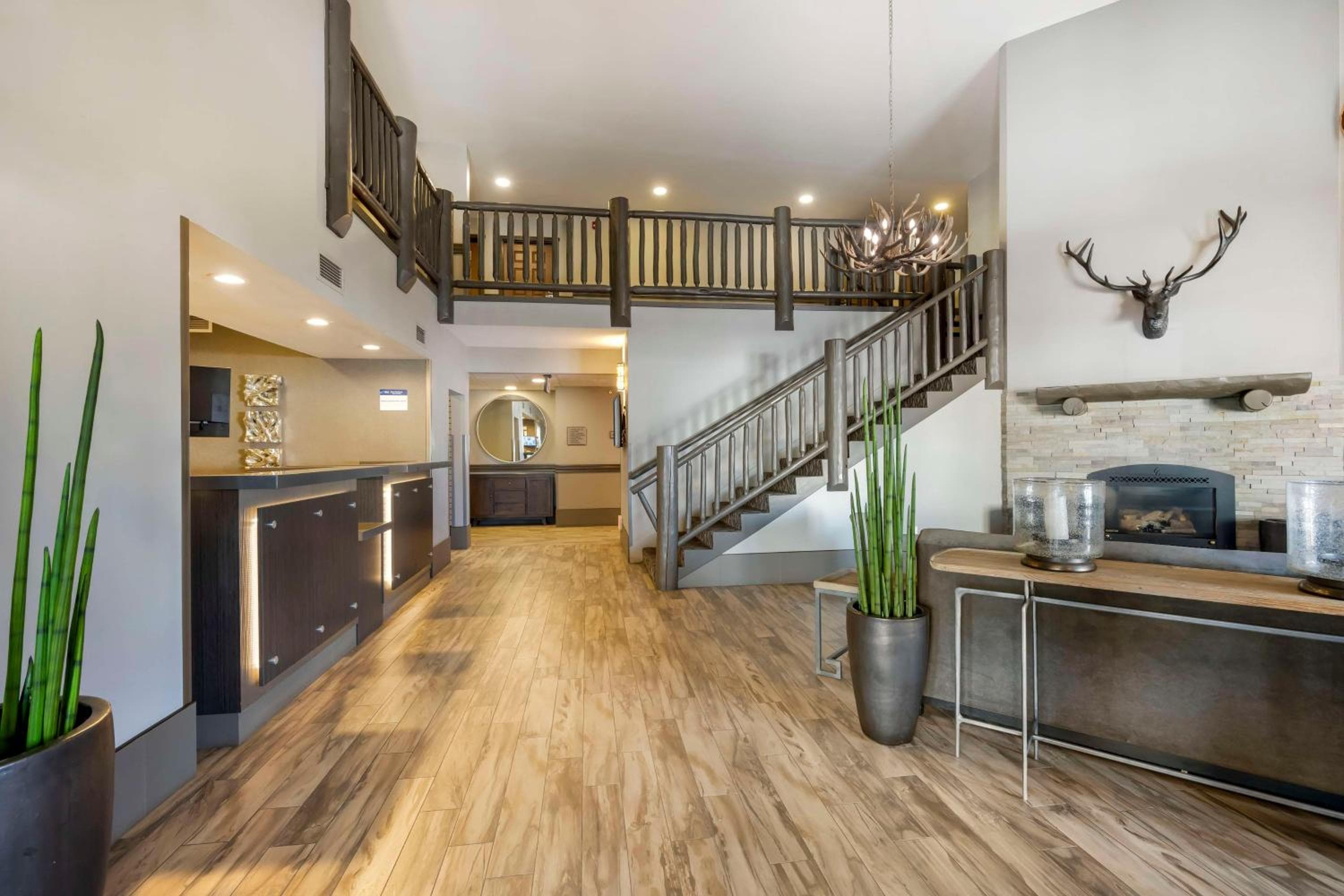 Best Western Plus Kalispell/Glacier Park West Hotel & Suites