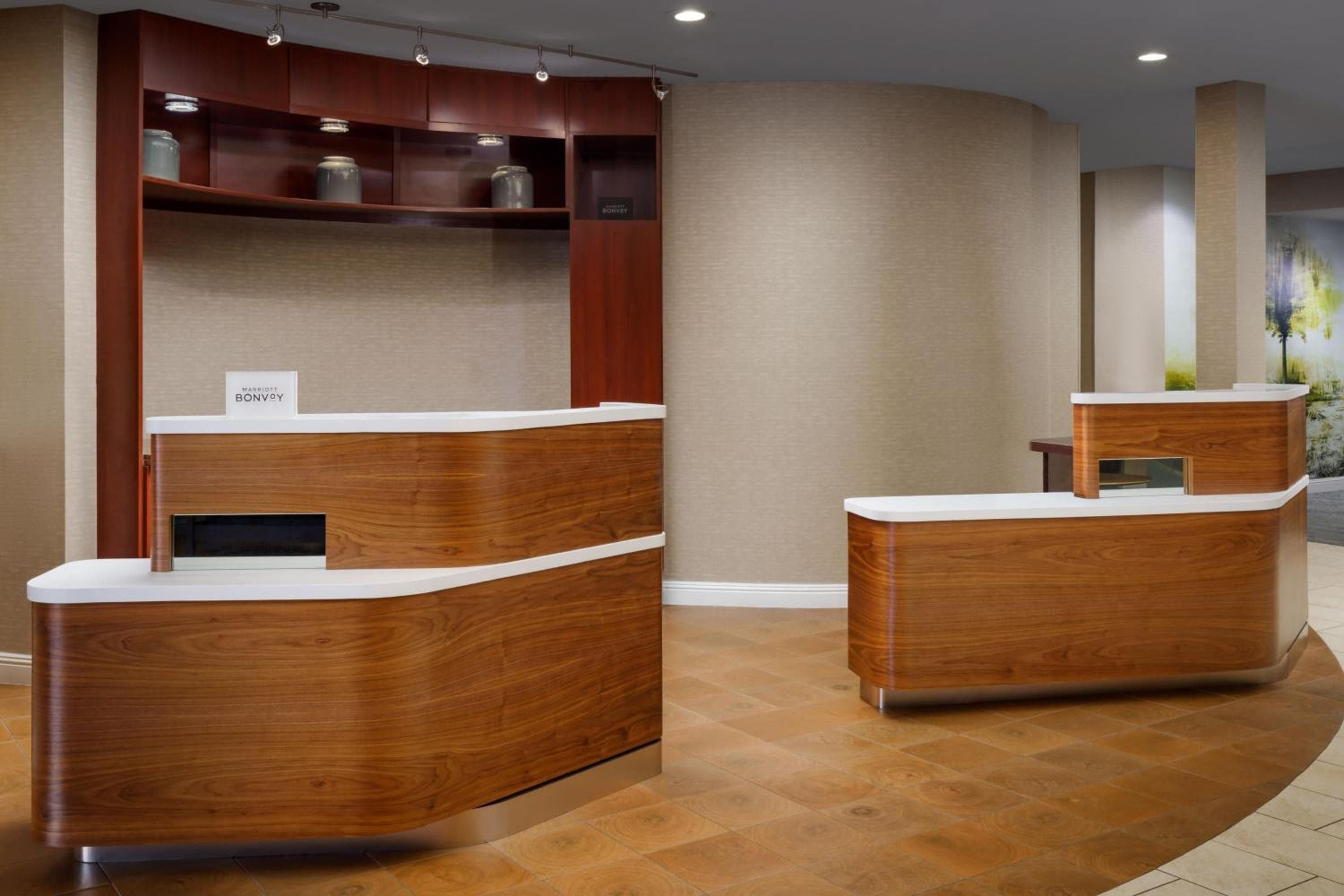 Courtyard by Marriott Roseville Galleria Mall/Creekside Ridge Drive