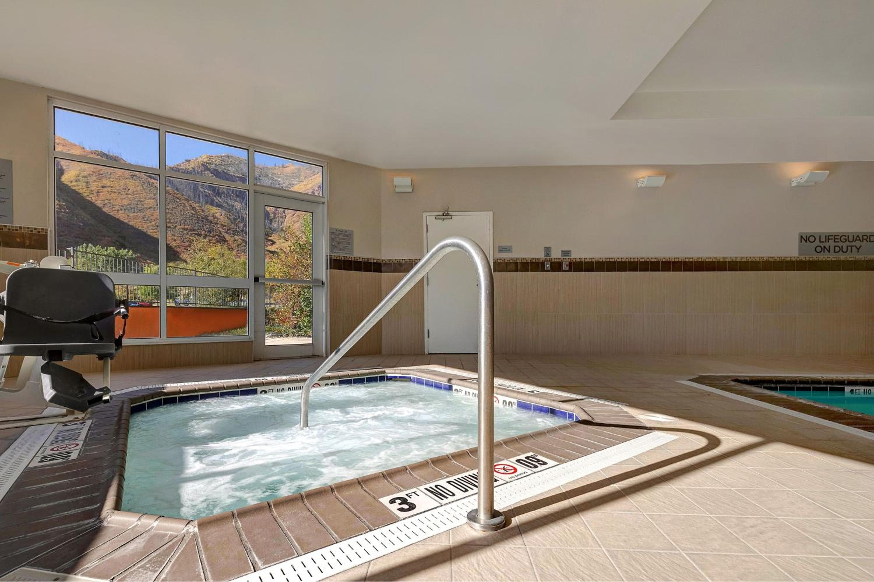 Courtyard by Marriott Glenwood Springs