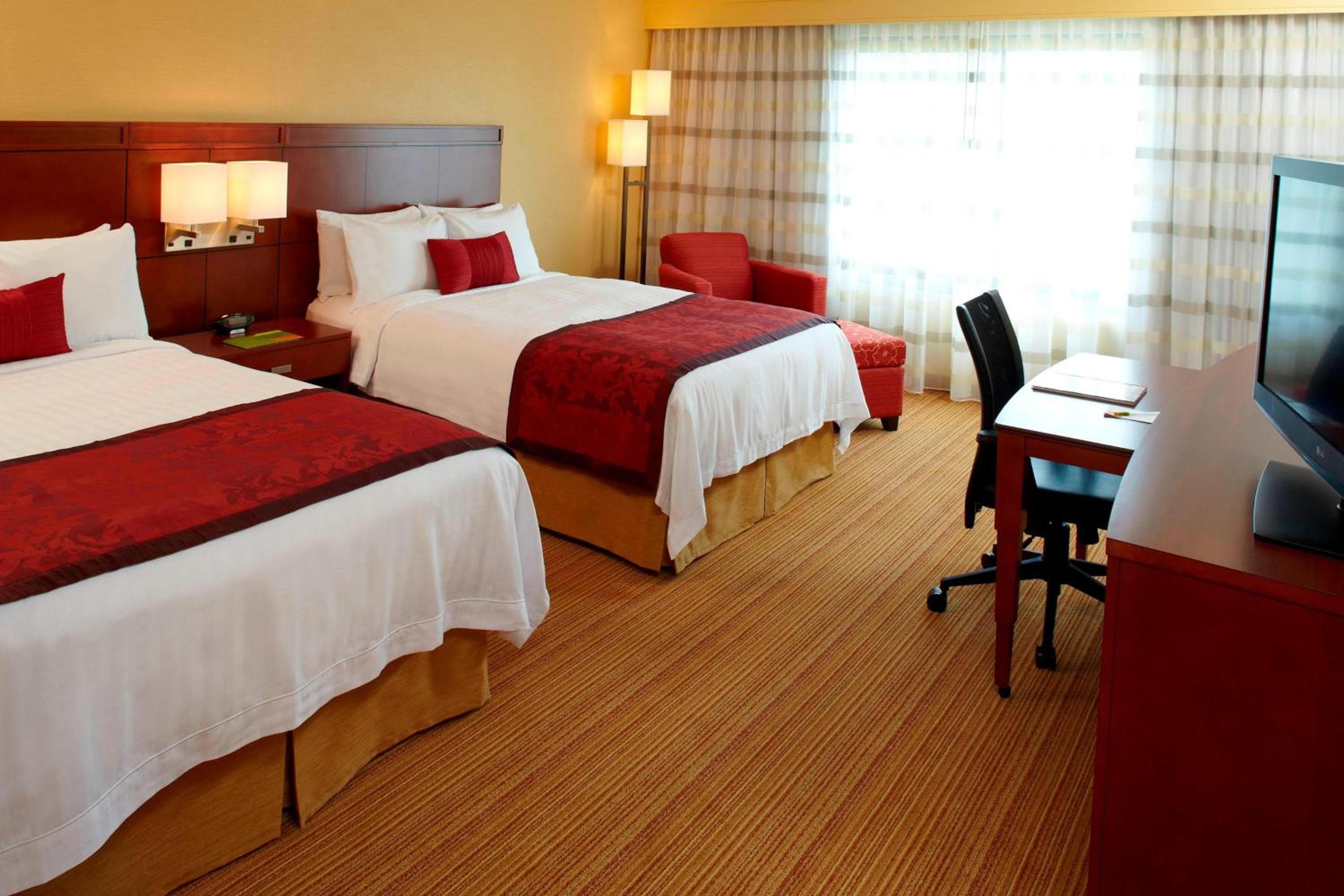 Courtyard by Marriott Buffalo Amherst/University