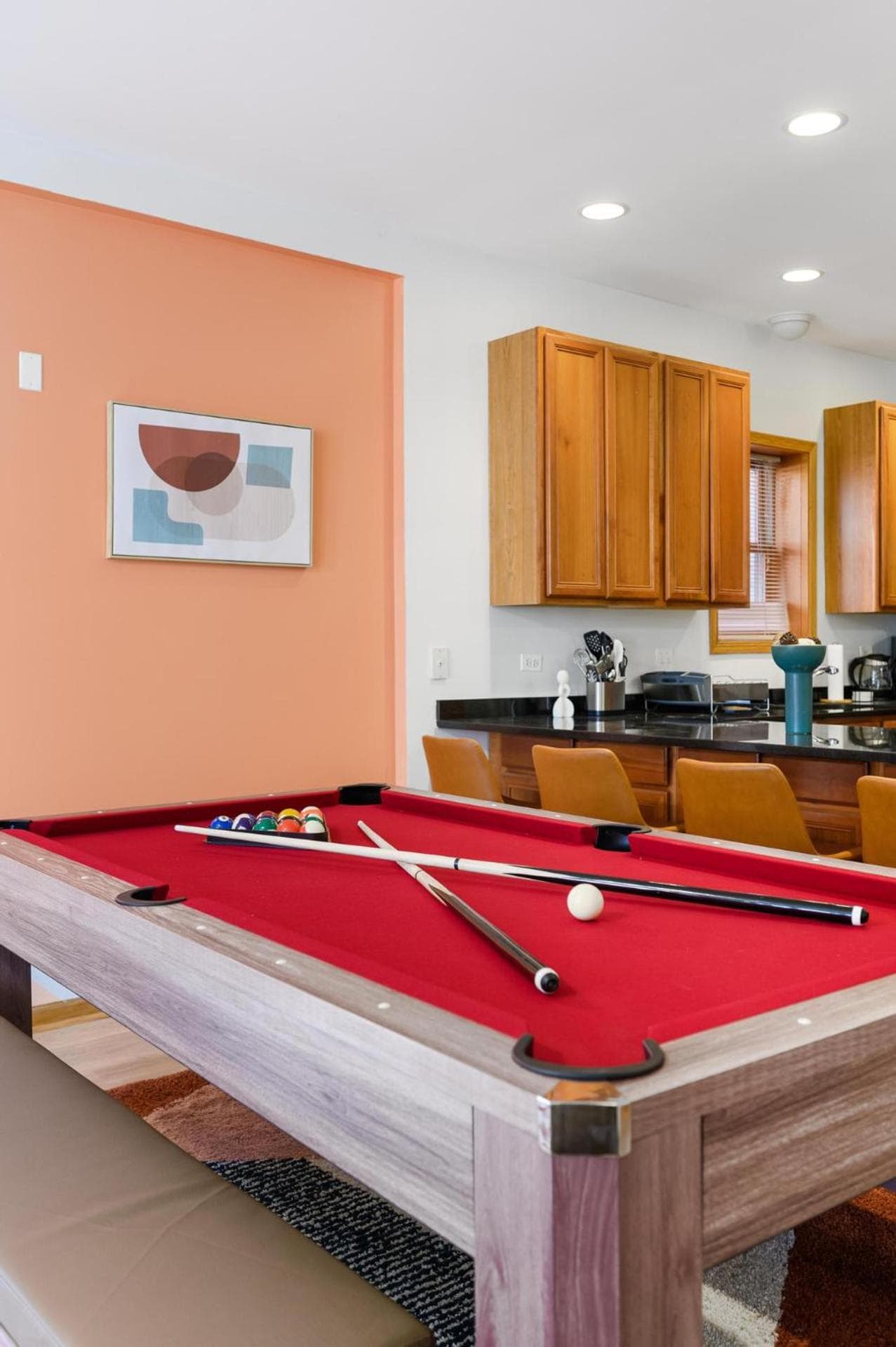 Modern Apt Billiards 1 Private Patio 1 Parking