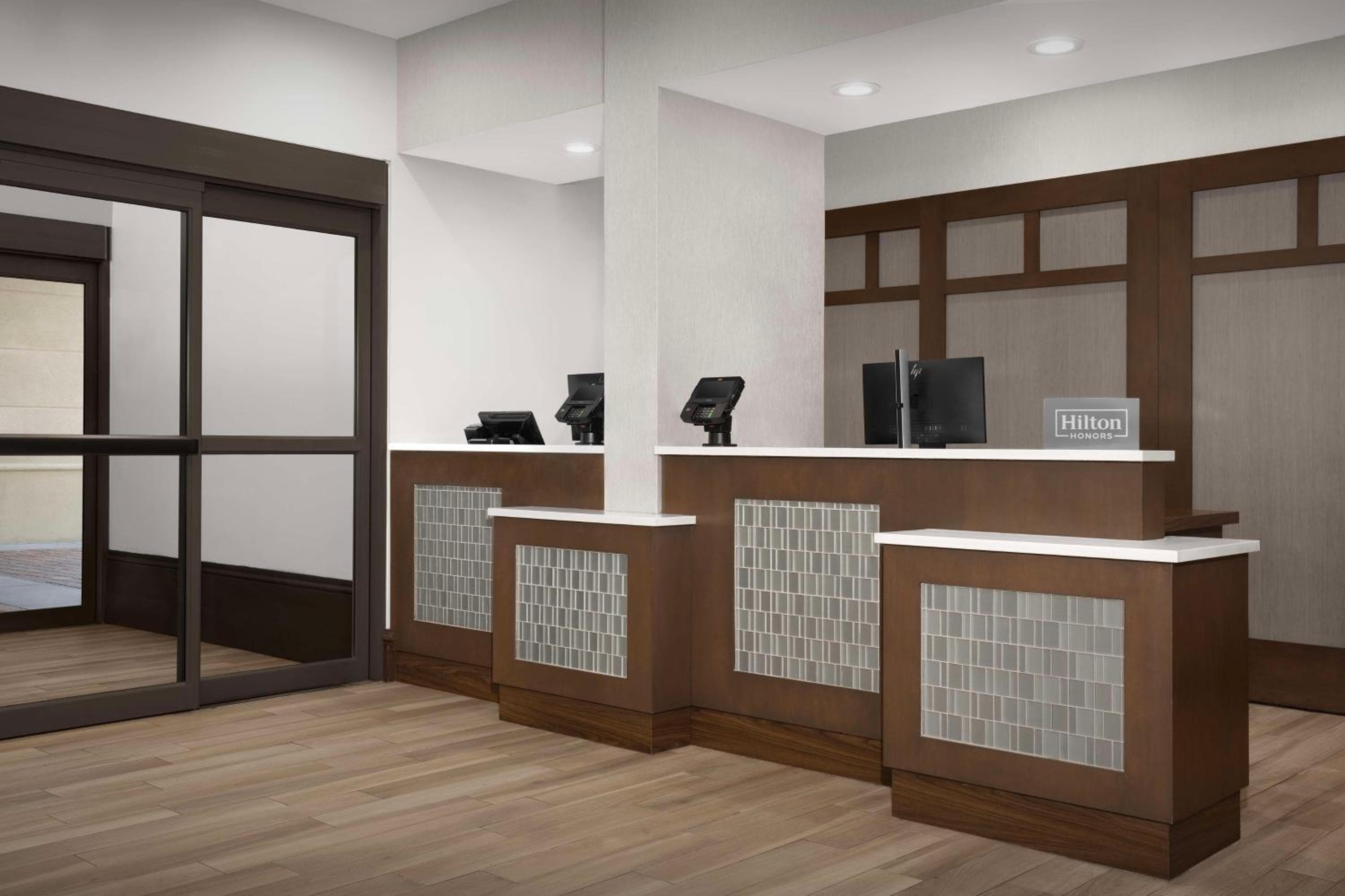Homewood Suites by Hilton Jacksonville-Downtown/Southbank