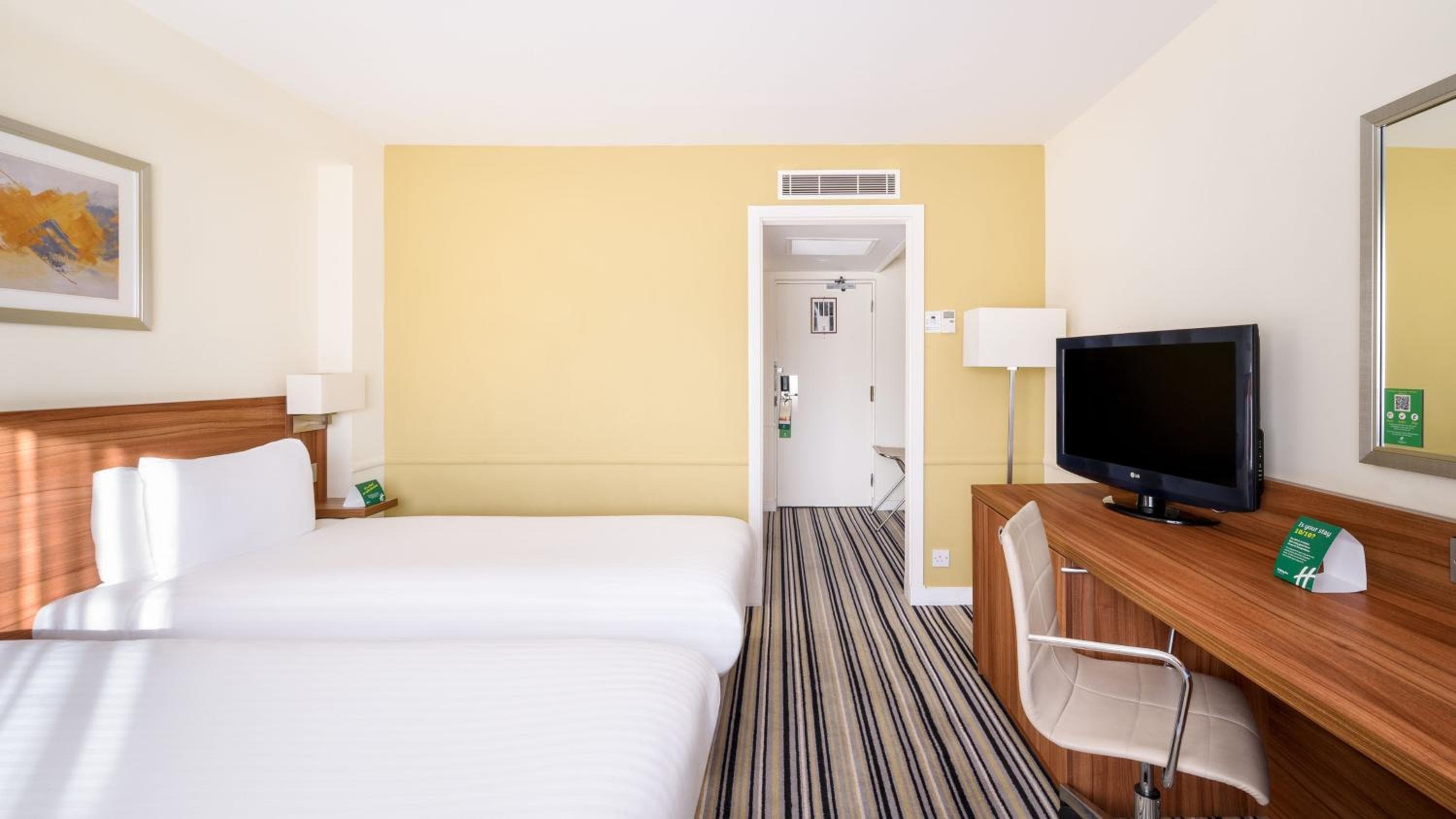 Holiday Inn Swindon by IHG