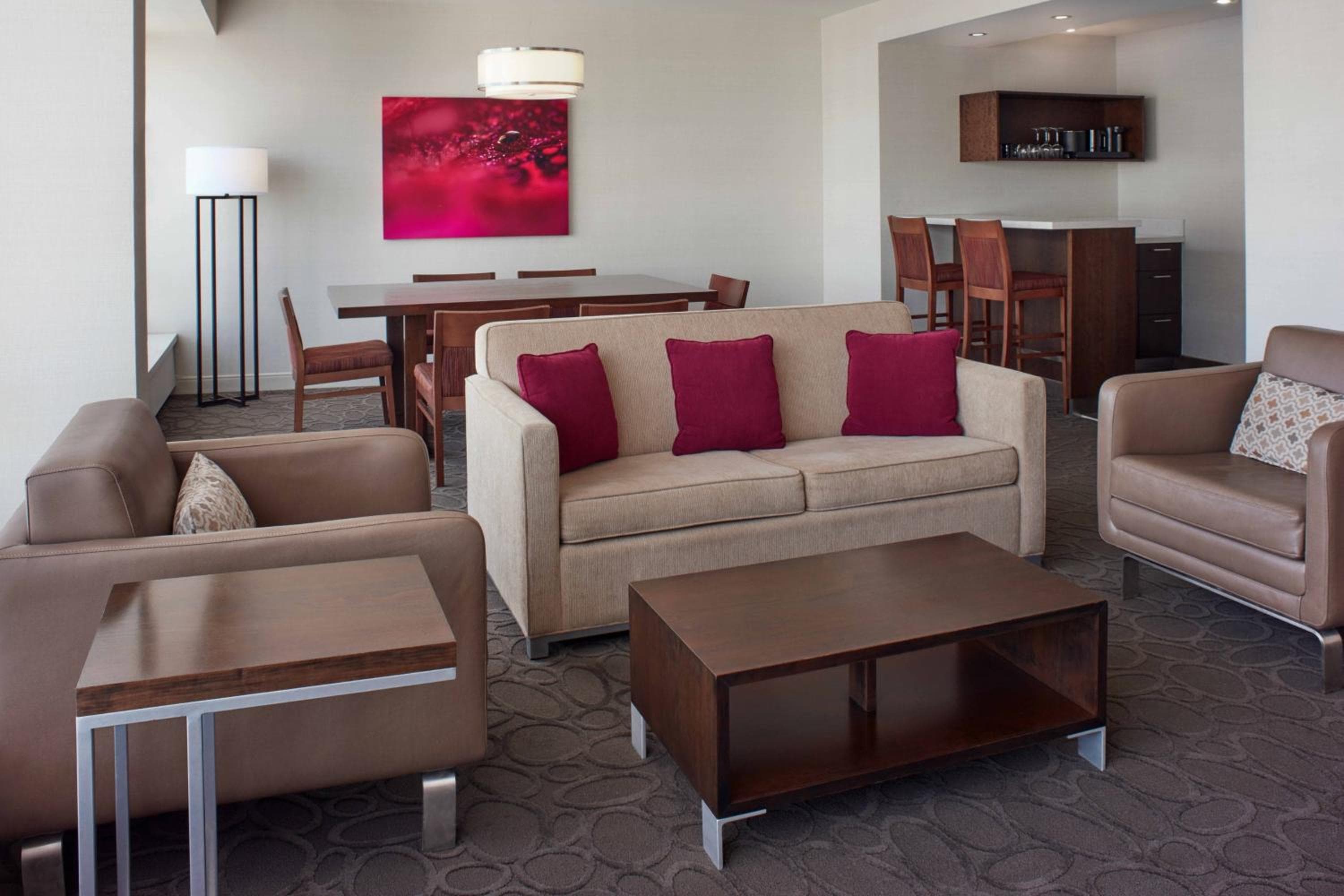 Delta Hotels by Marriott Ottawa City Centre