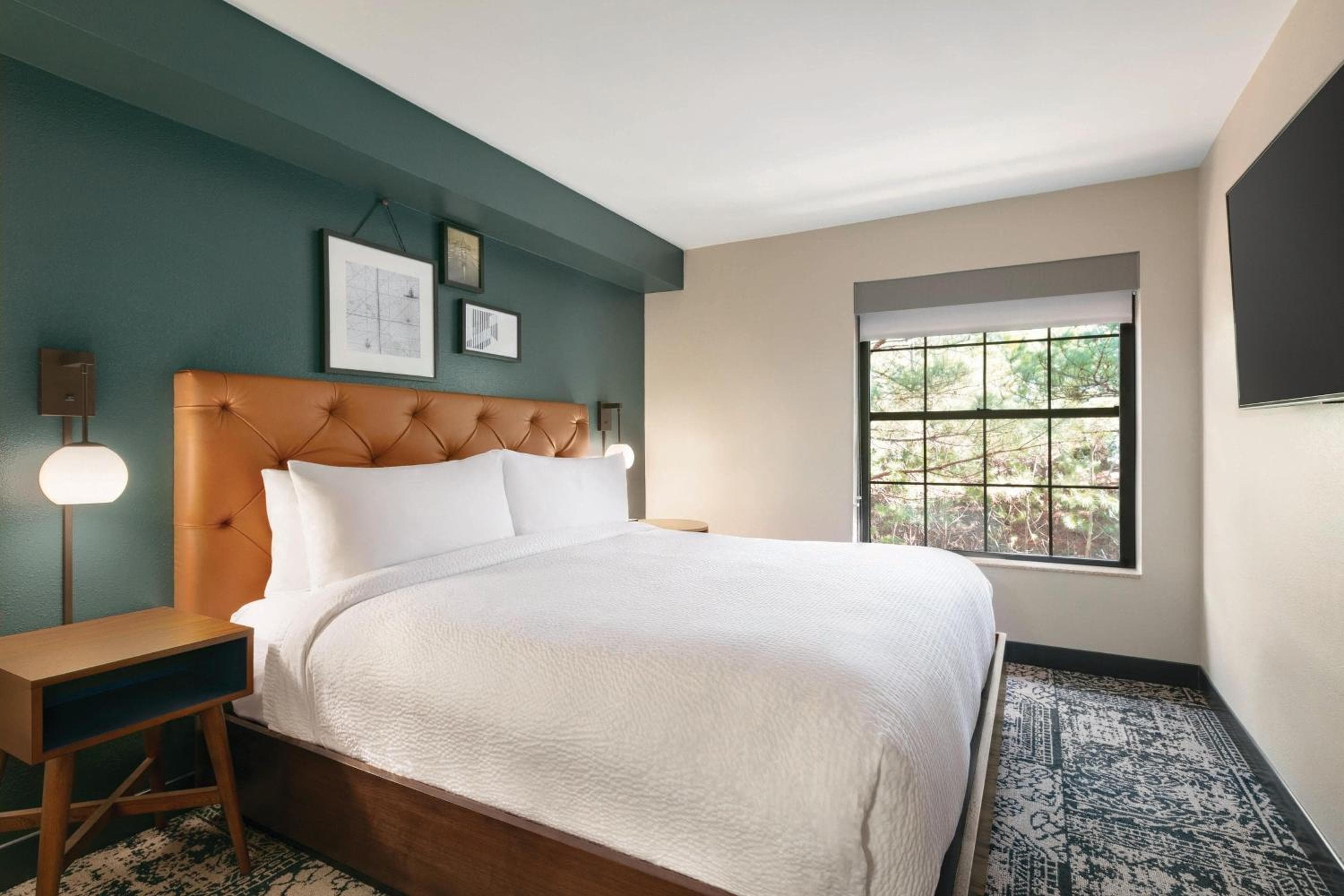 Four Points by Sheraton Raleigh Arena