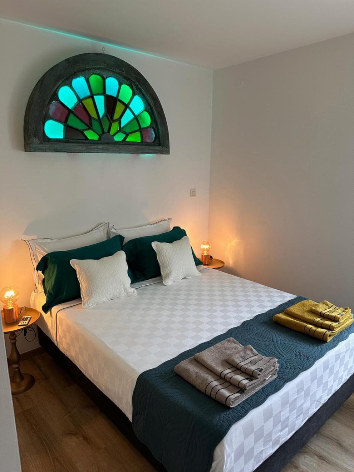 Le Roquefeuil- T4 Duplex 3 chambres-6 p-calme-St-Gilles les bains