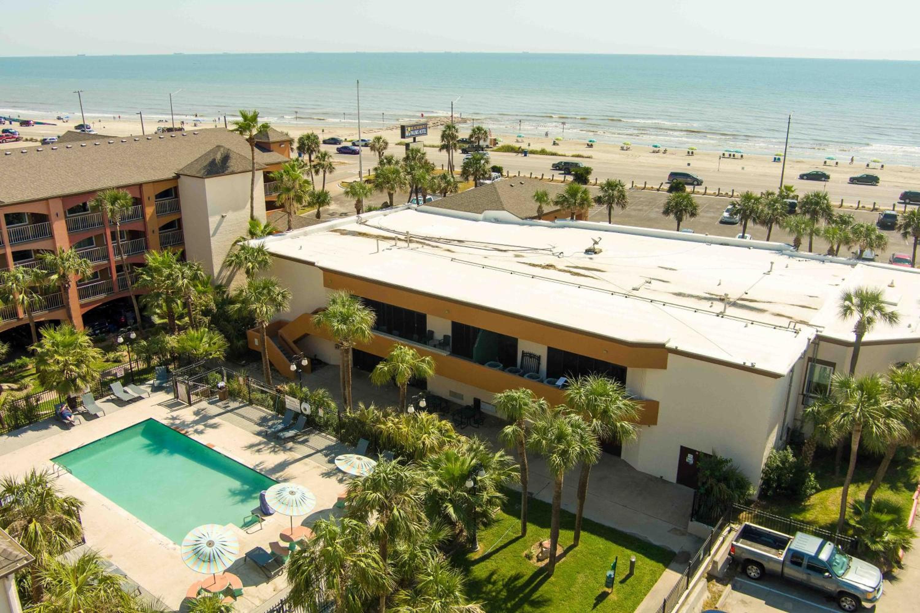 Beachfront Palms Resort Galveston, an Ascend Collection Hotel