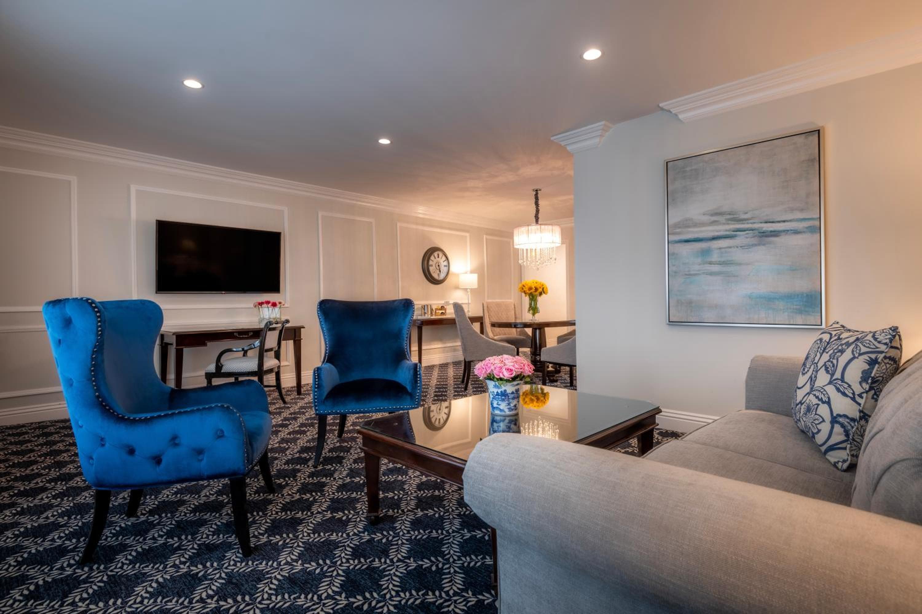 Beverly Hills Plaza Hotel & Spa
