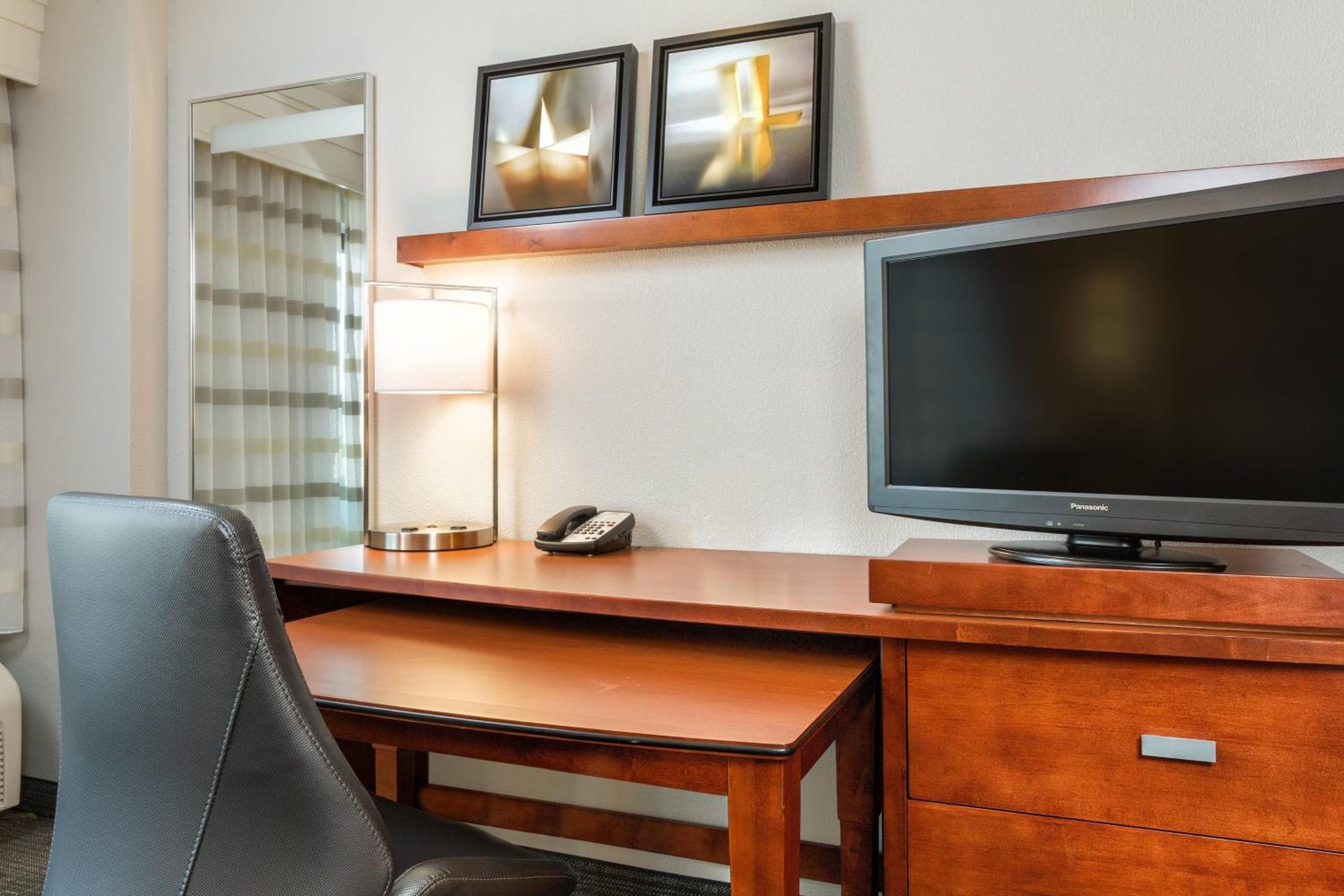 Courtyard by Marriott Houston Galleria