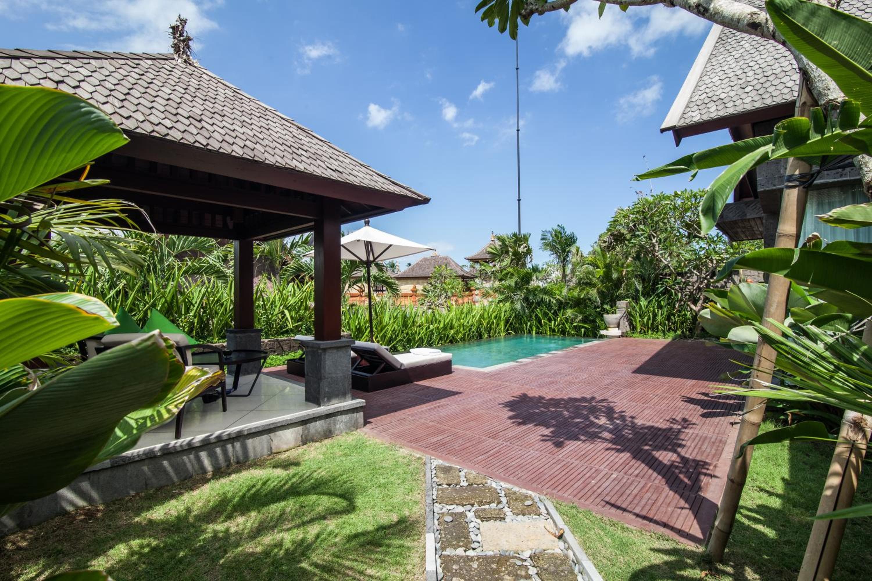 Sanctoo Suites & Villas