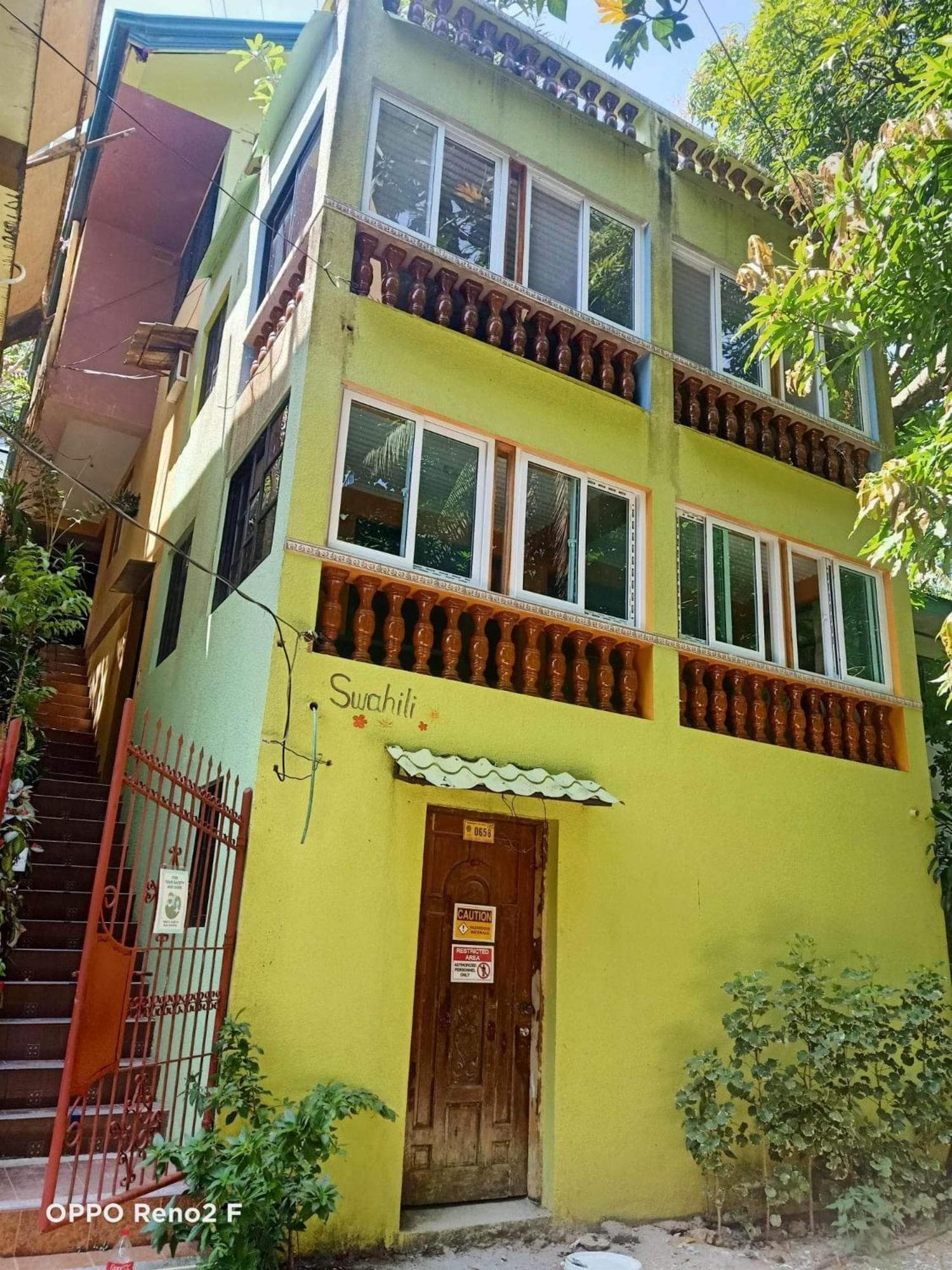 Swahili apartelle