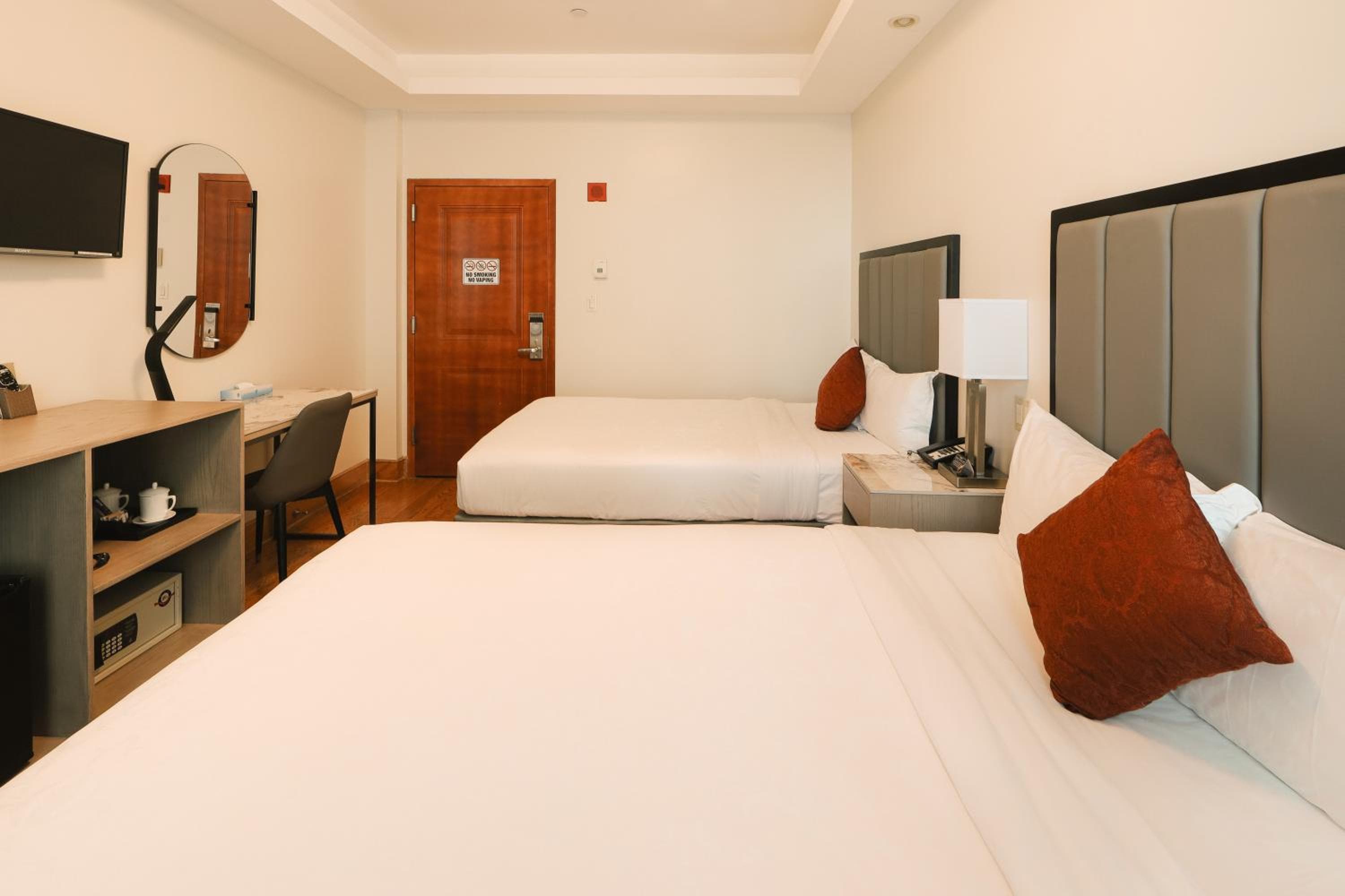 Asiatic Hotel - Flushing