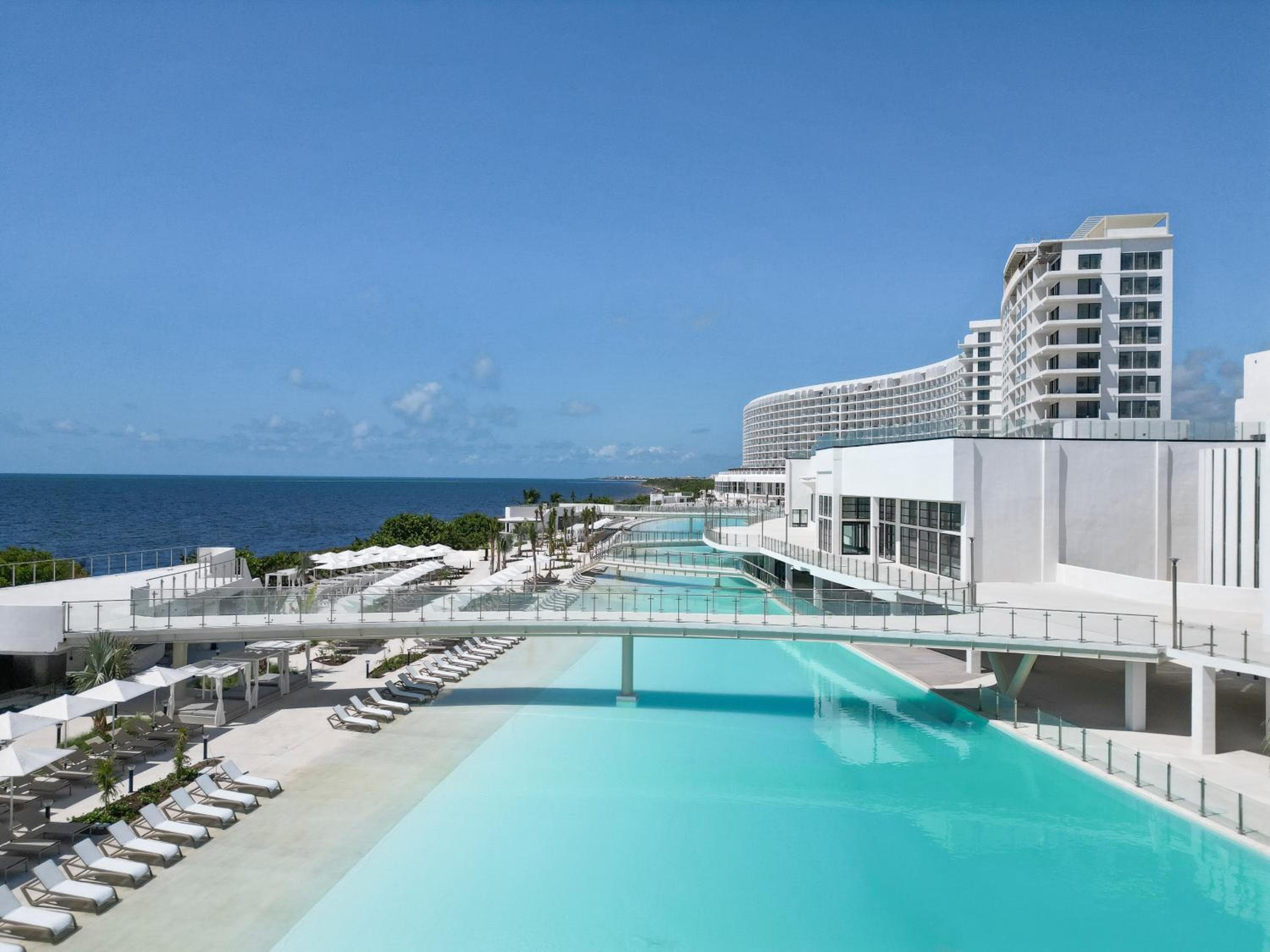 AVA Resort Cancun - All Inclusive