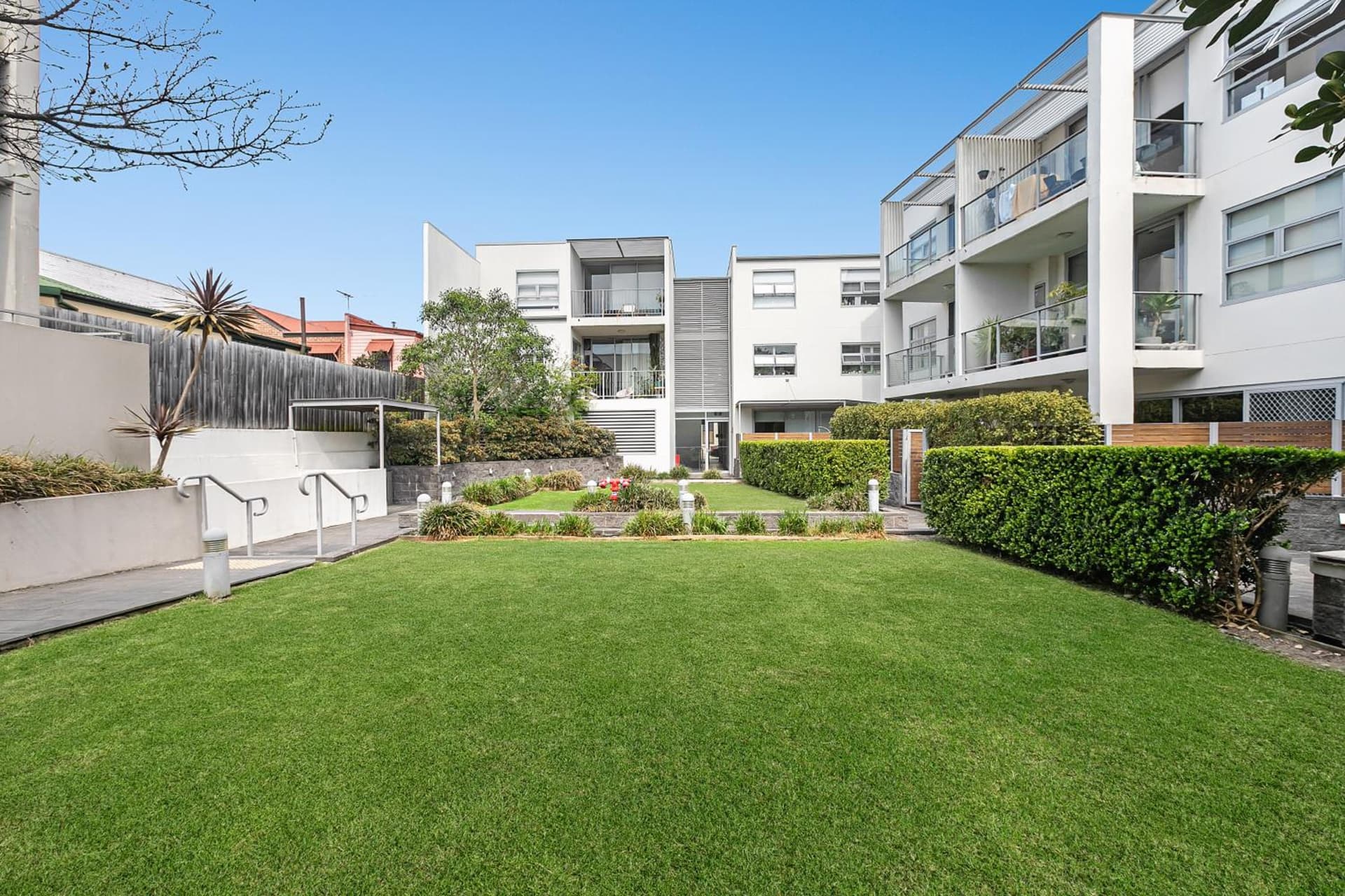 Urban Oasis in Waterloo With Private Balcony