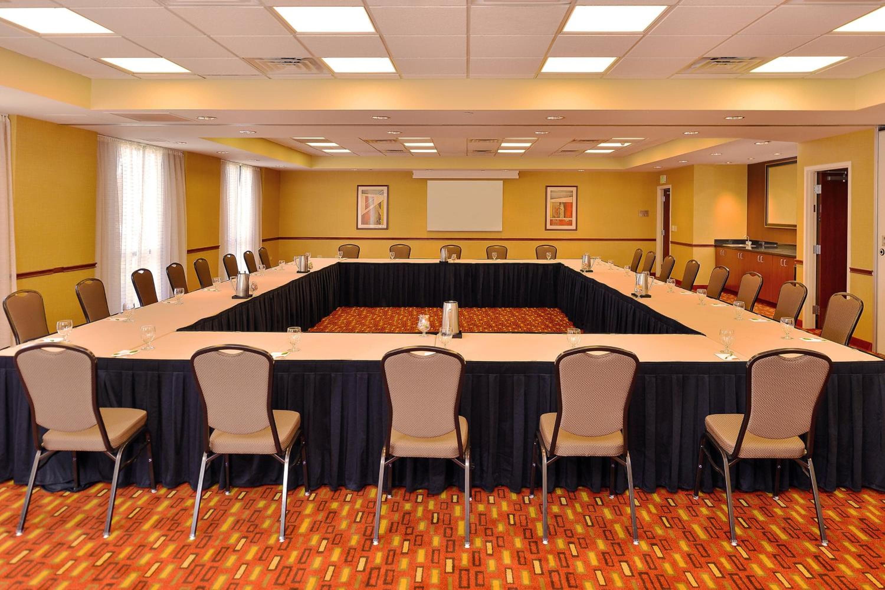 Courtyard by Marriott Denver Cherry Creek