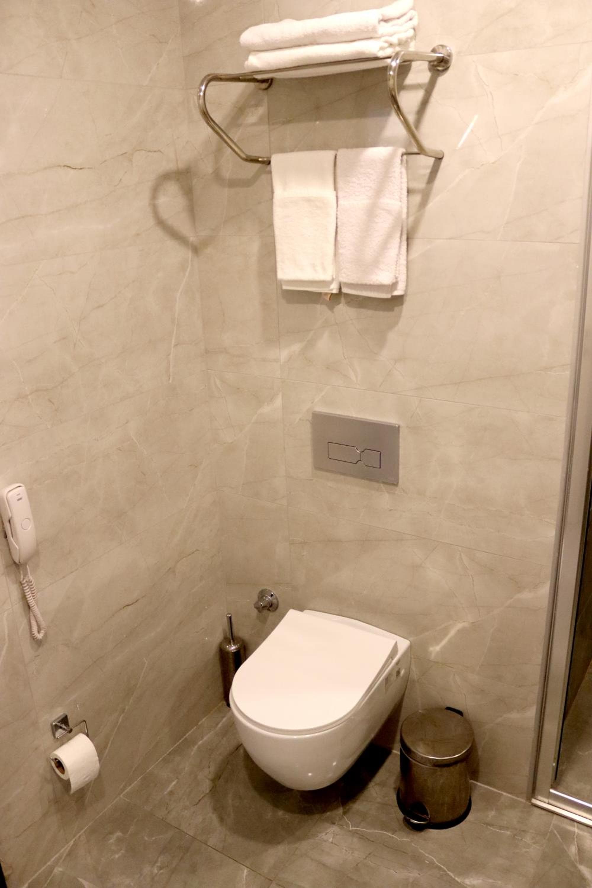 Home Plus Hotel