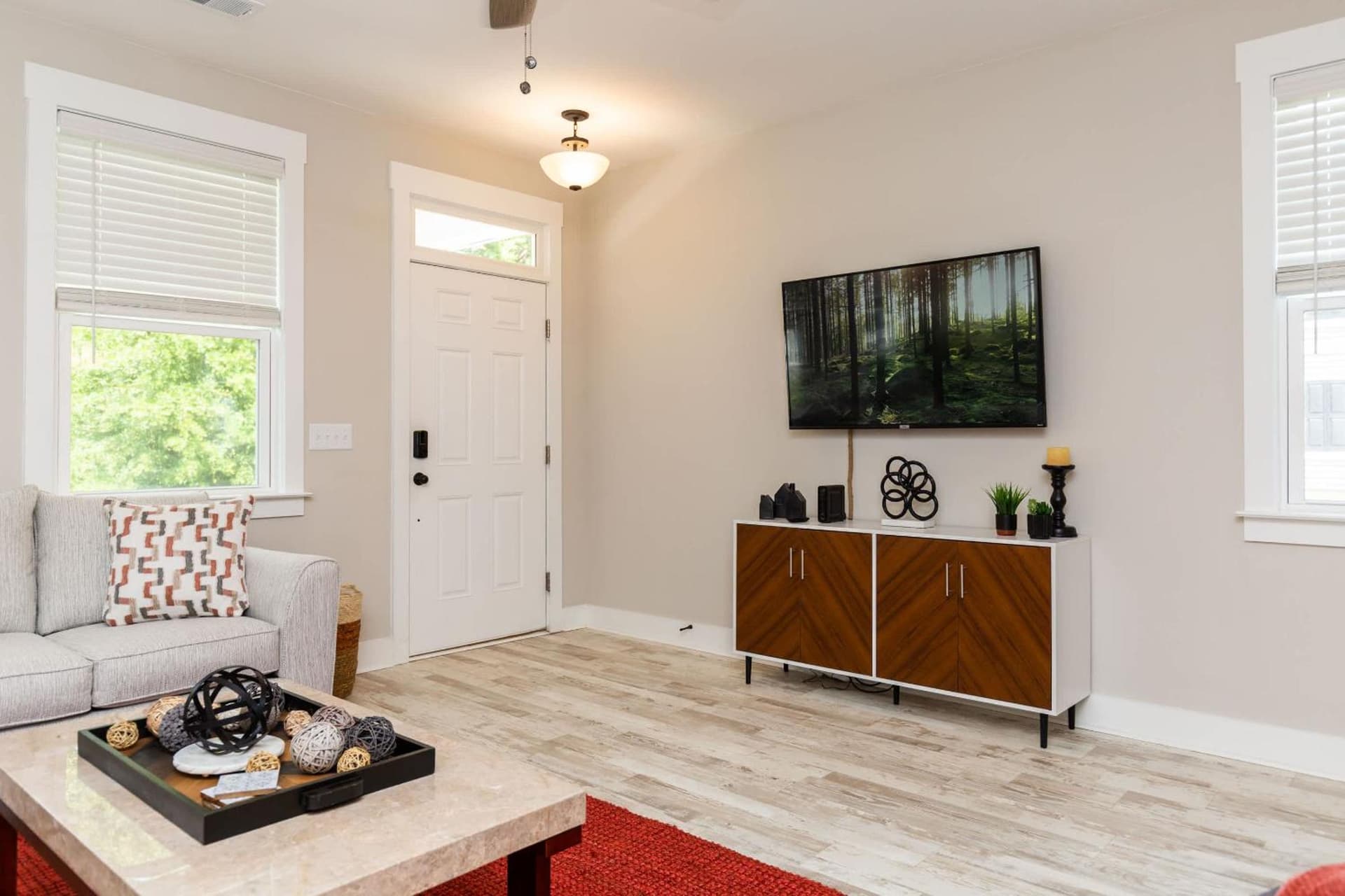 Creekside Bungalow-Park Circle-15m dtwn CHS