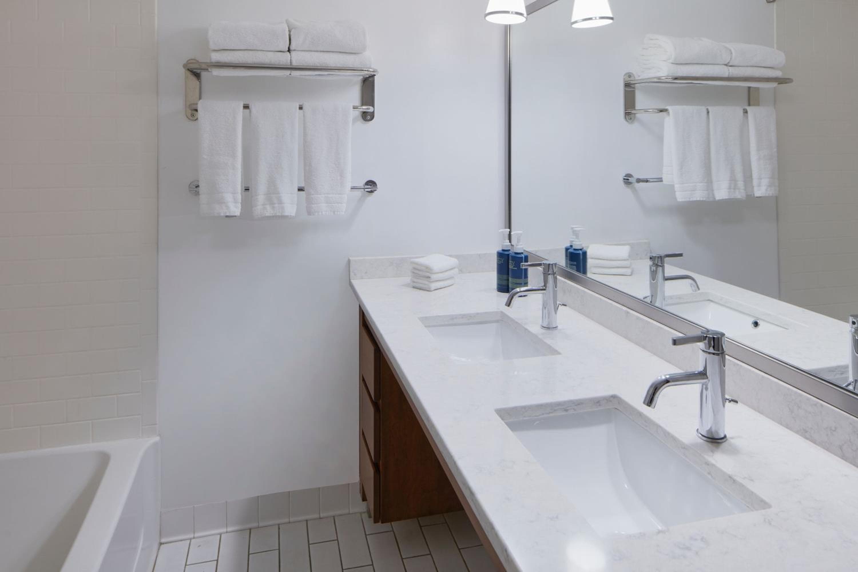 Four Points by Sheraton Virginia Beach Oceanfront