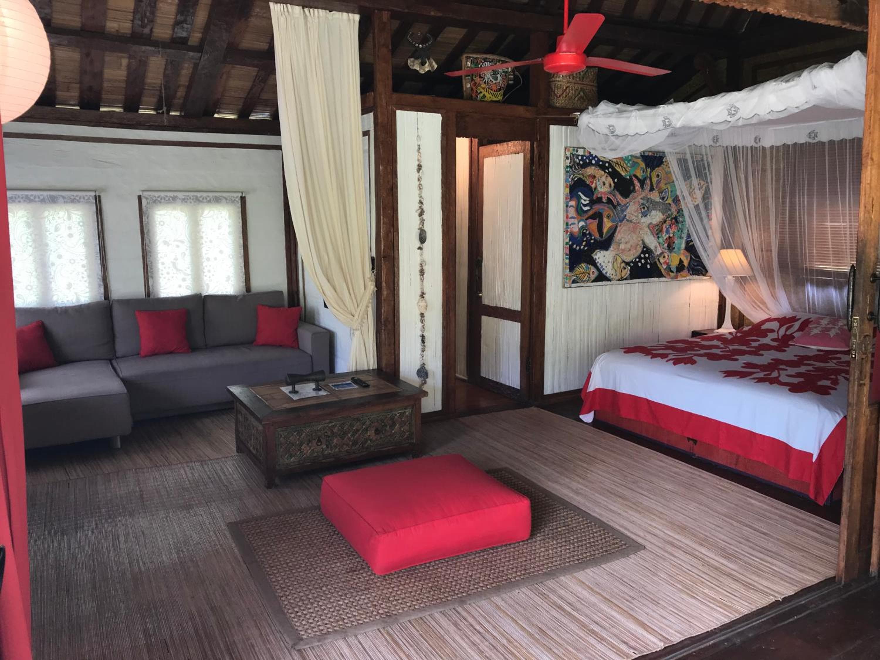 Fare TEAK avec Palapa et piscine partagée