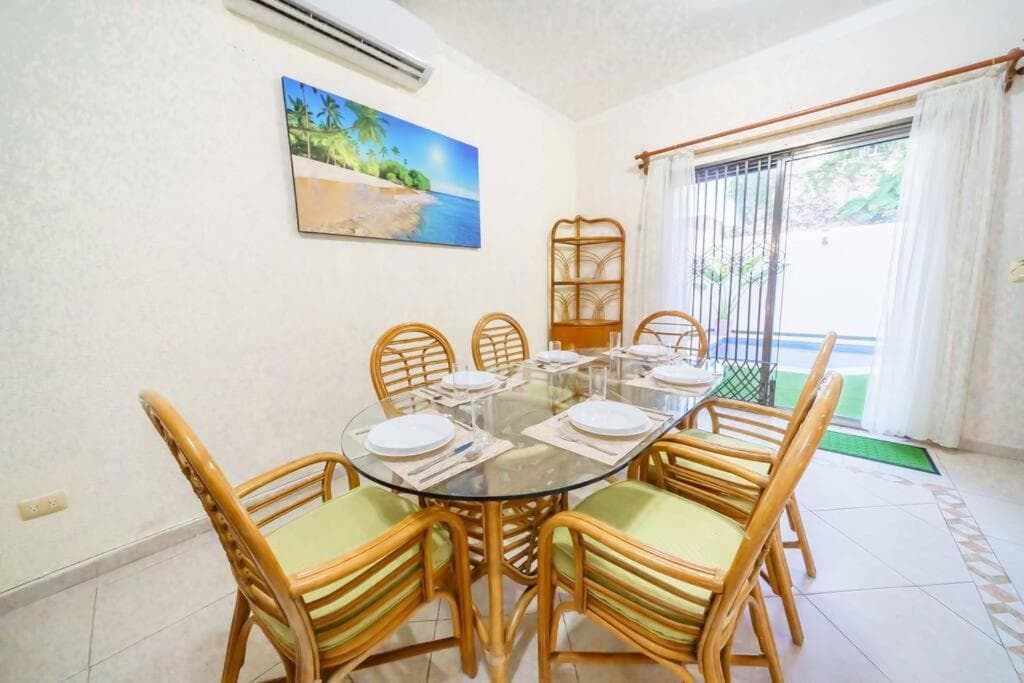 Casa Delfin - Private Pool - 3BR PRIME