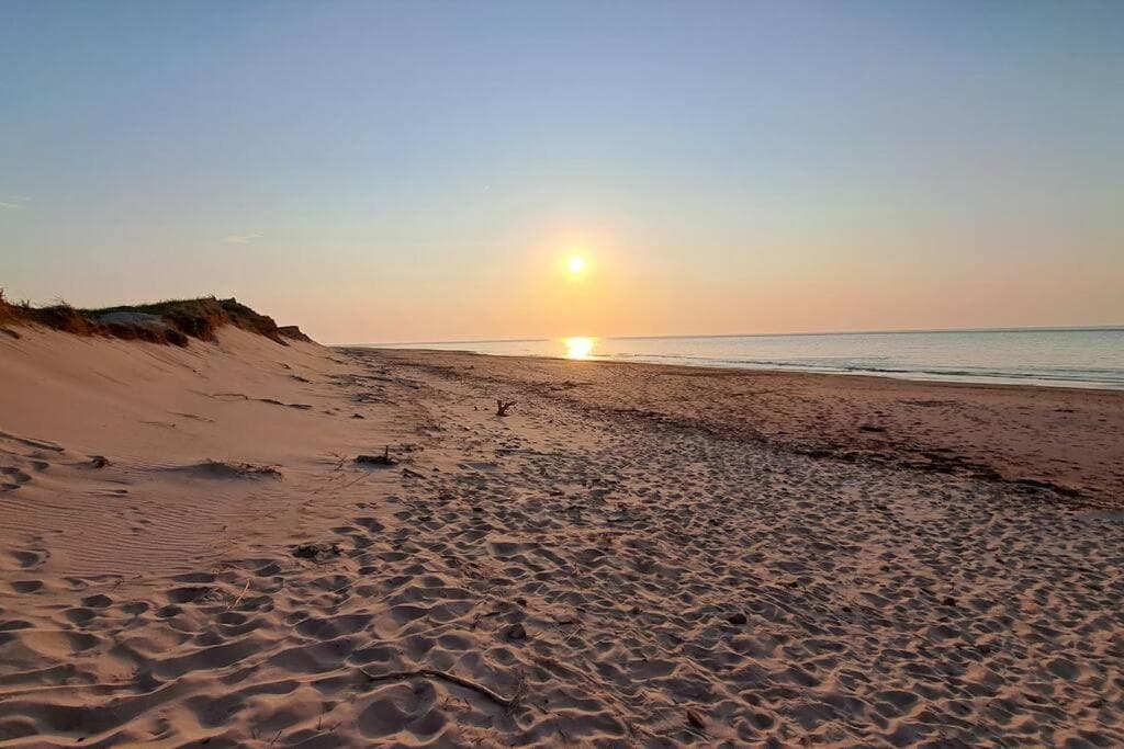 Hidden Dunes Coastal Cottage