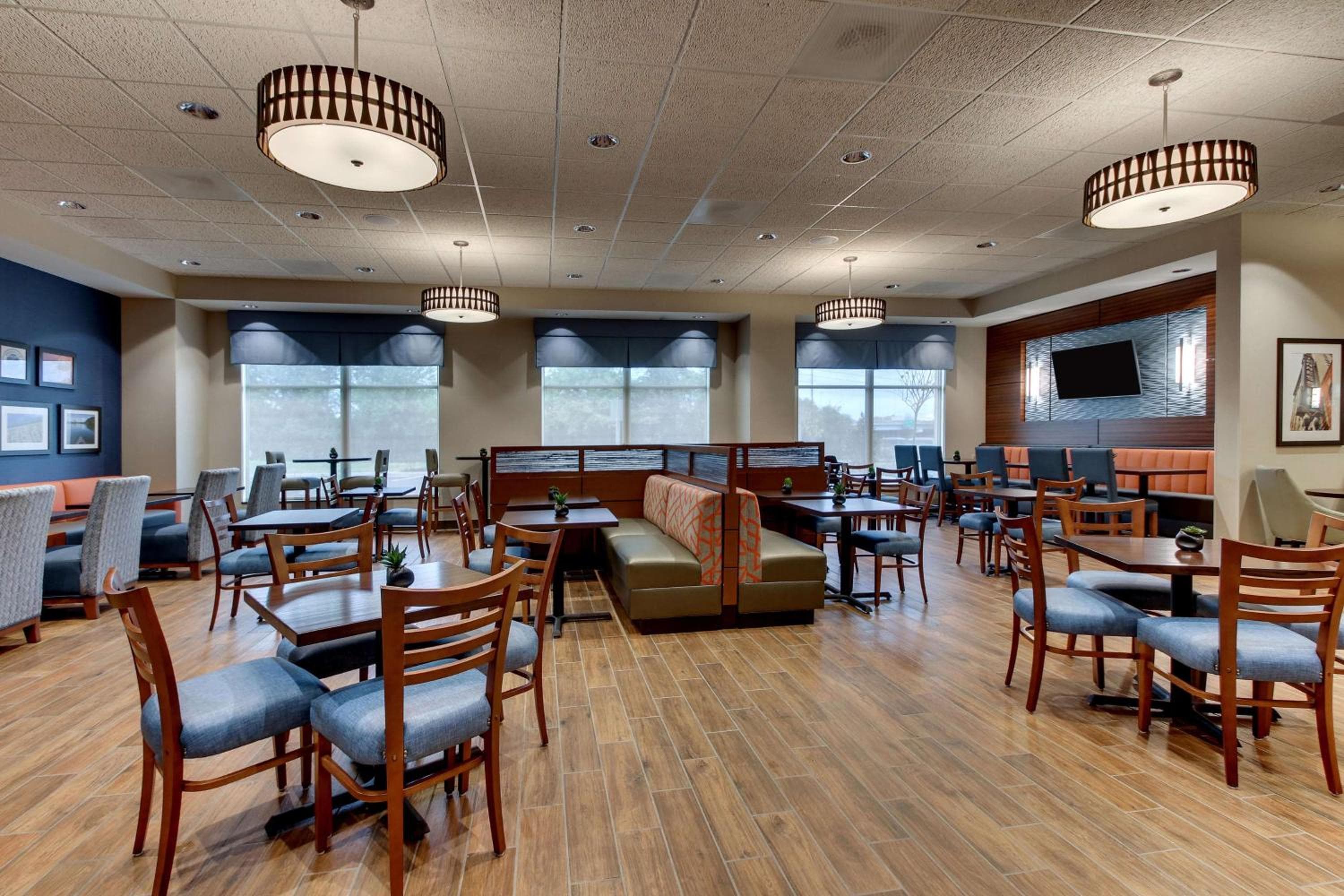 Drury Inn & Suites Knoxville West