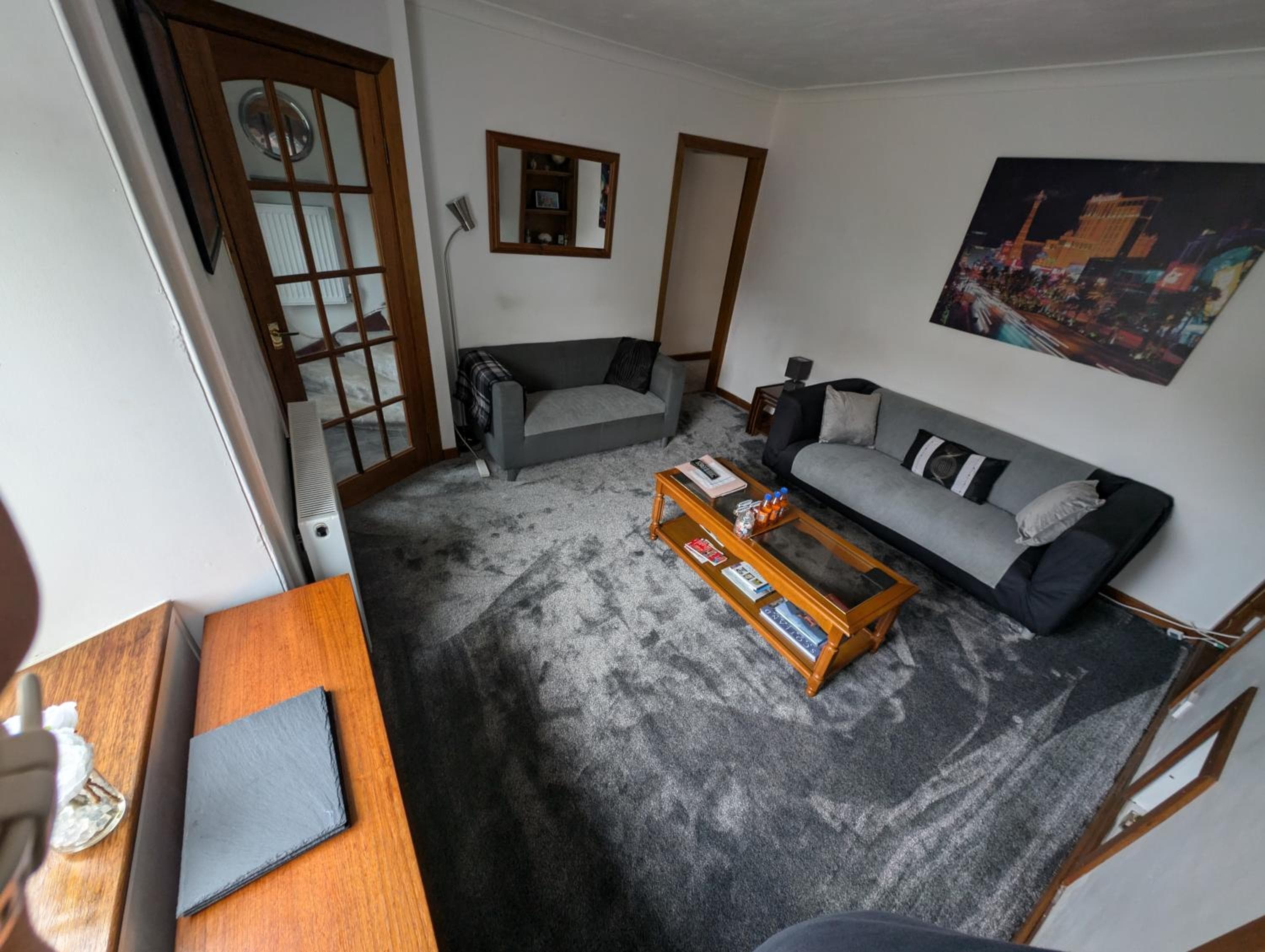 Charming 2 bed sandstone cottage in Waterside, Kirkintilloch
