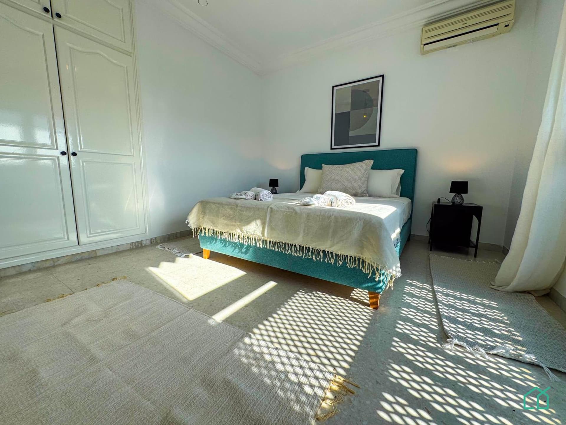 Coste Sidi Bou Said A4: Cozyand central