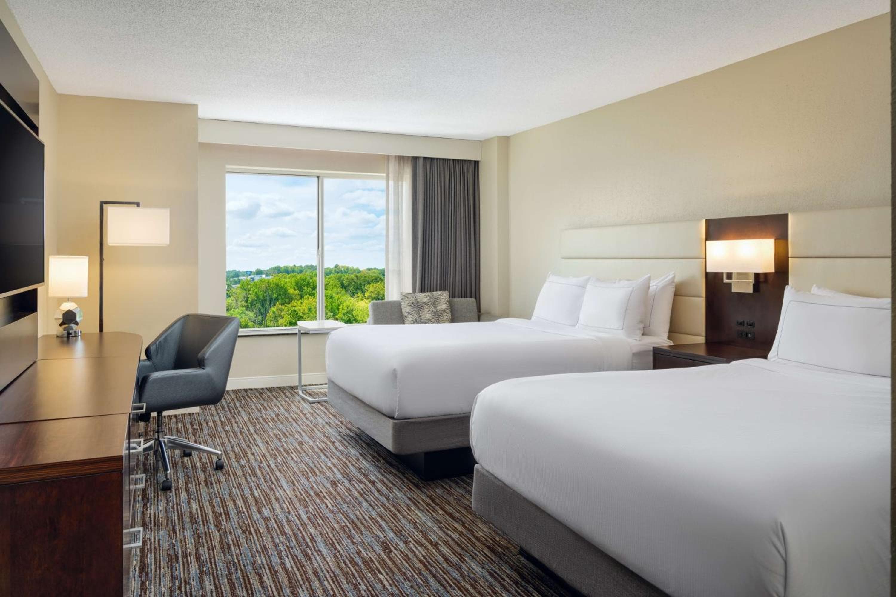 DoubleTree by Hilton Greensboro