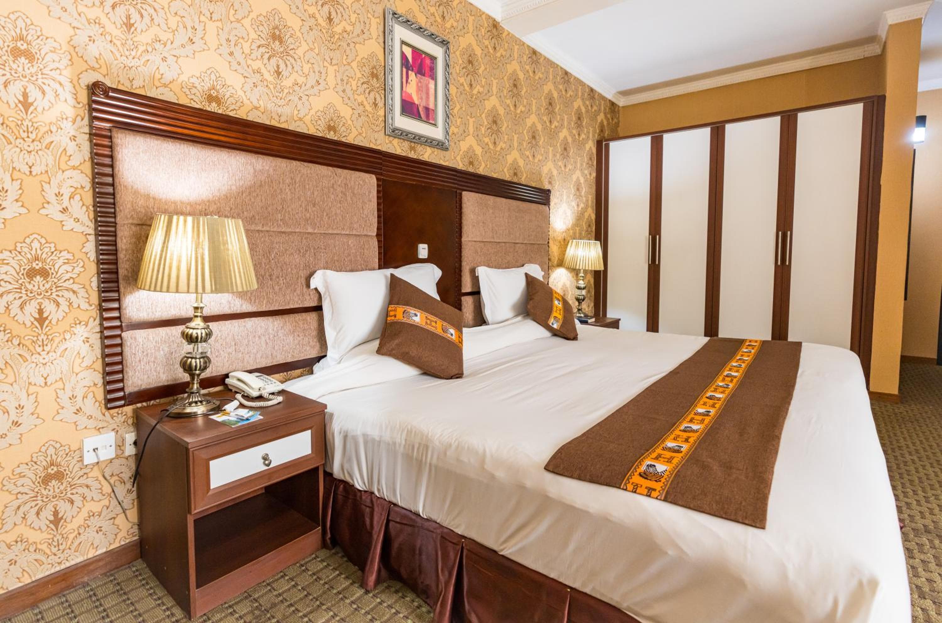 Lemigo Hotel