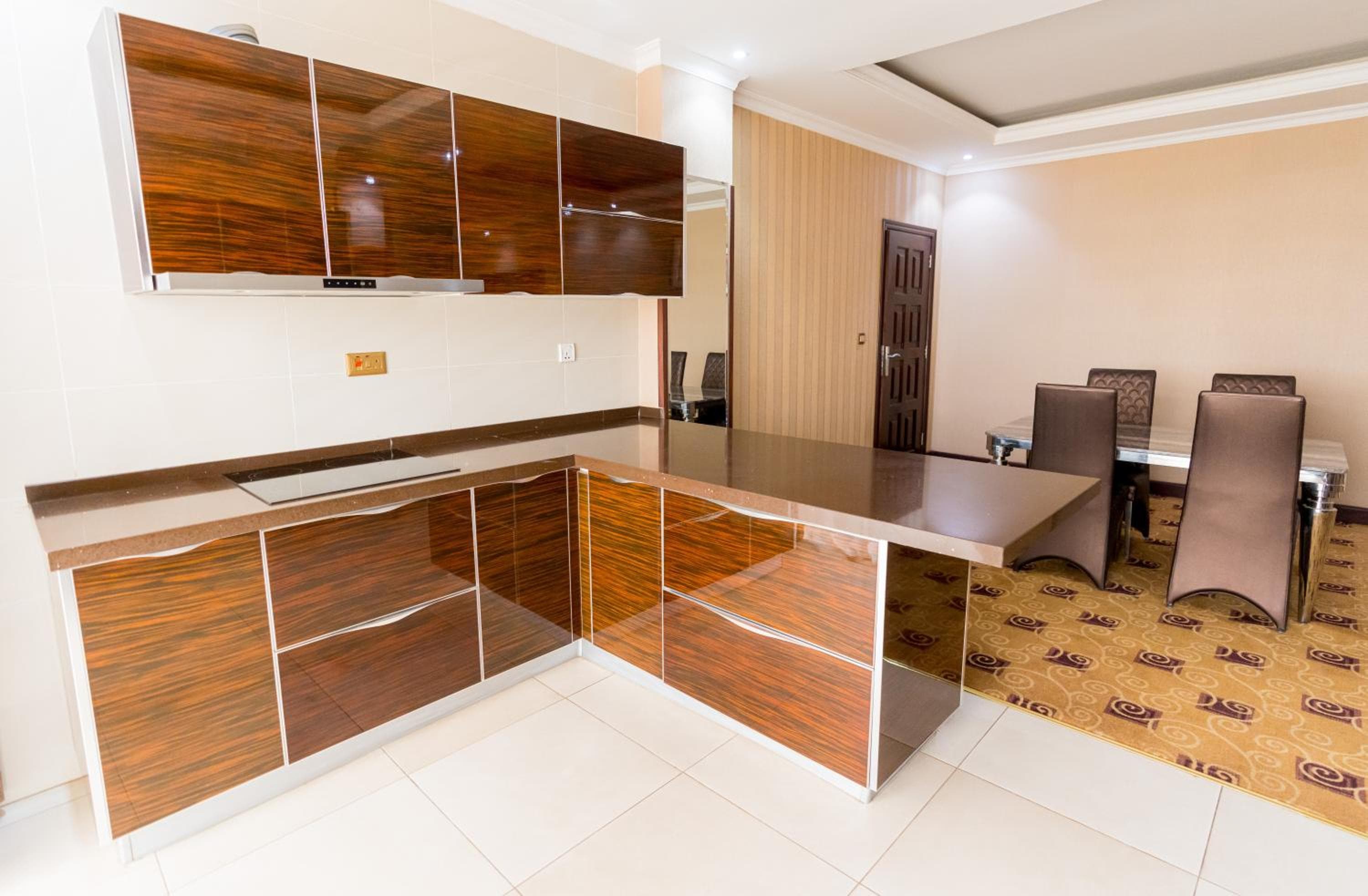Lemigo Hotel