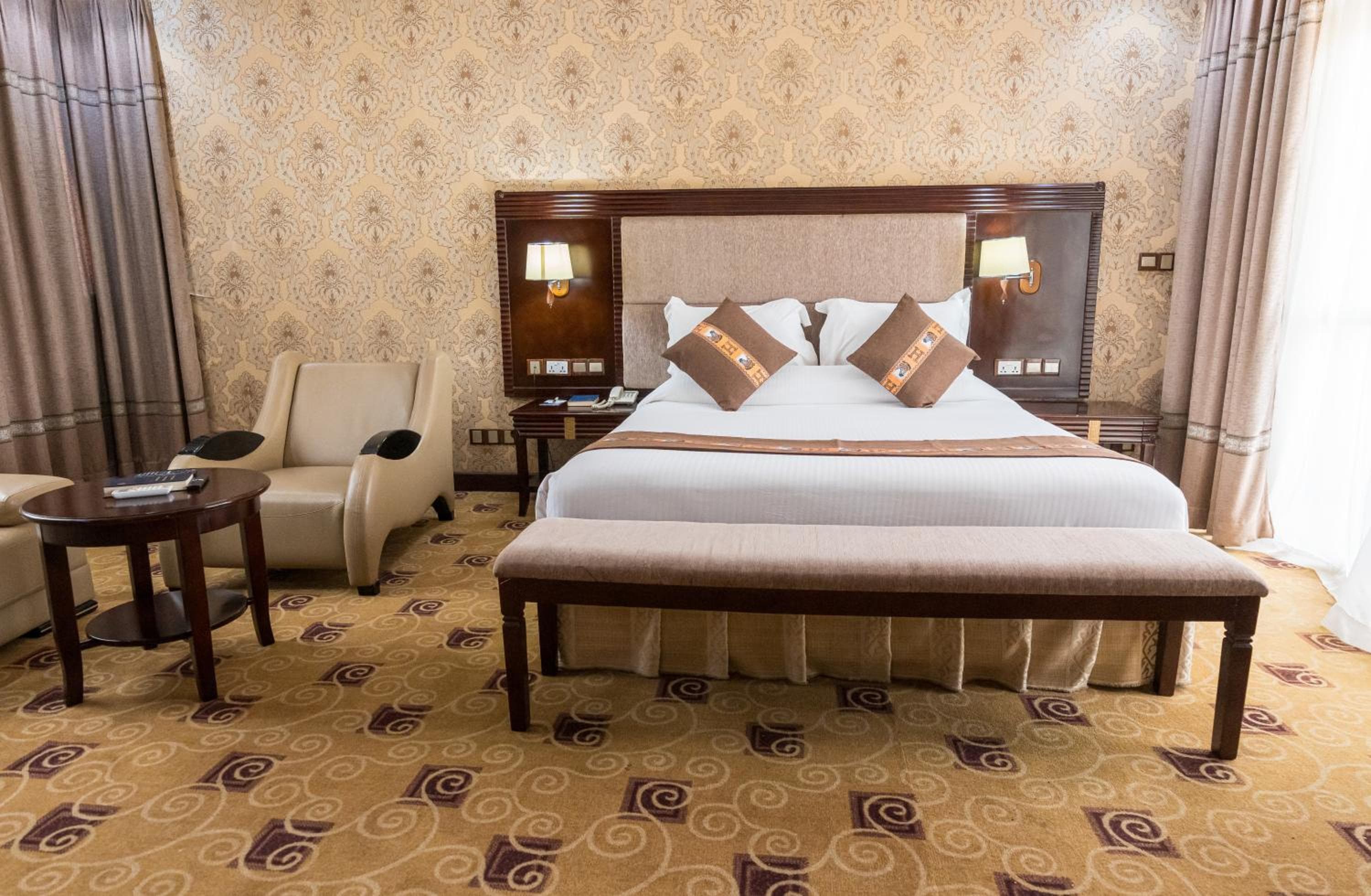 Lemigo Hotel