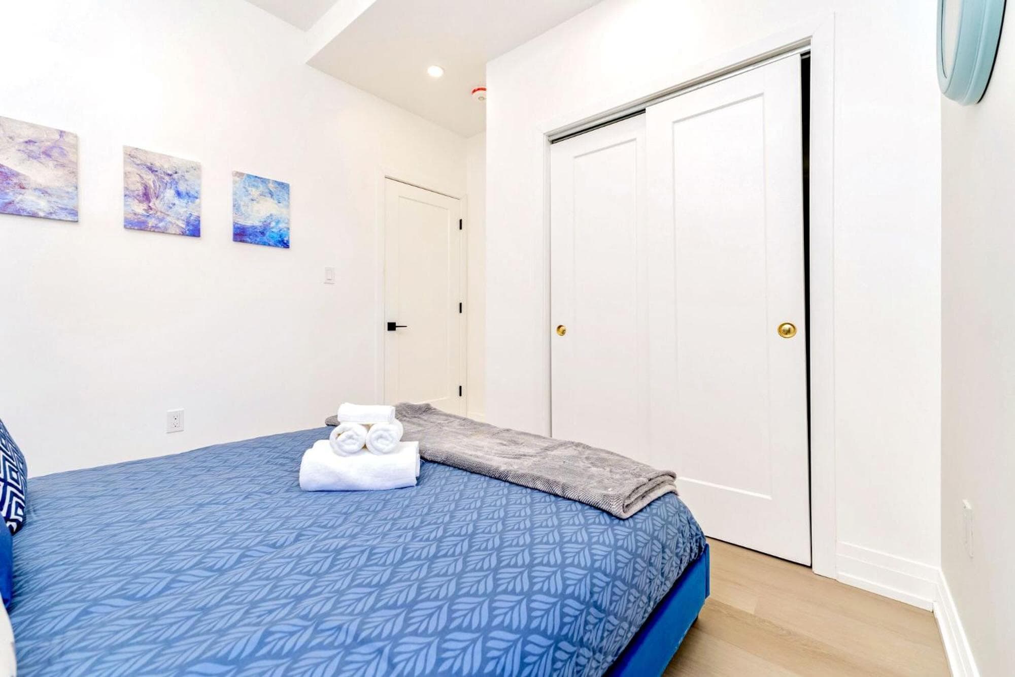 BEST LOCATION - Modern 2BR Apartment on James Street