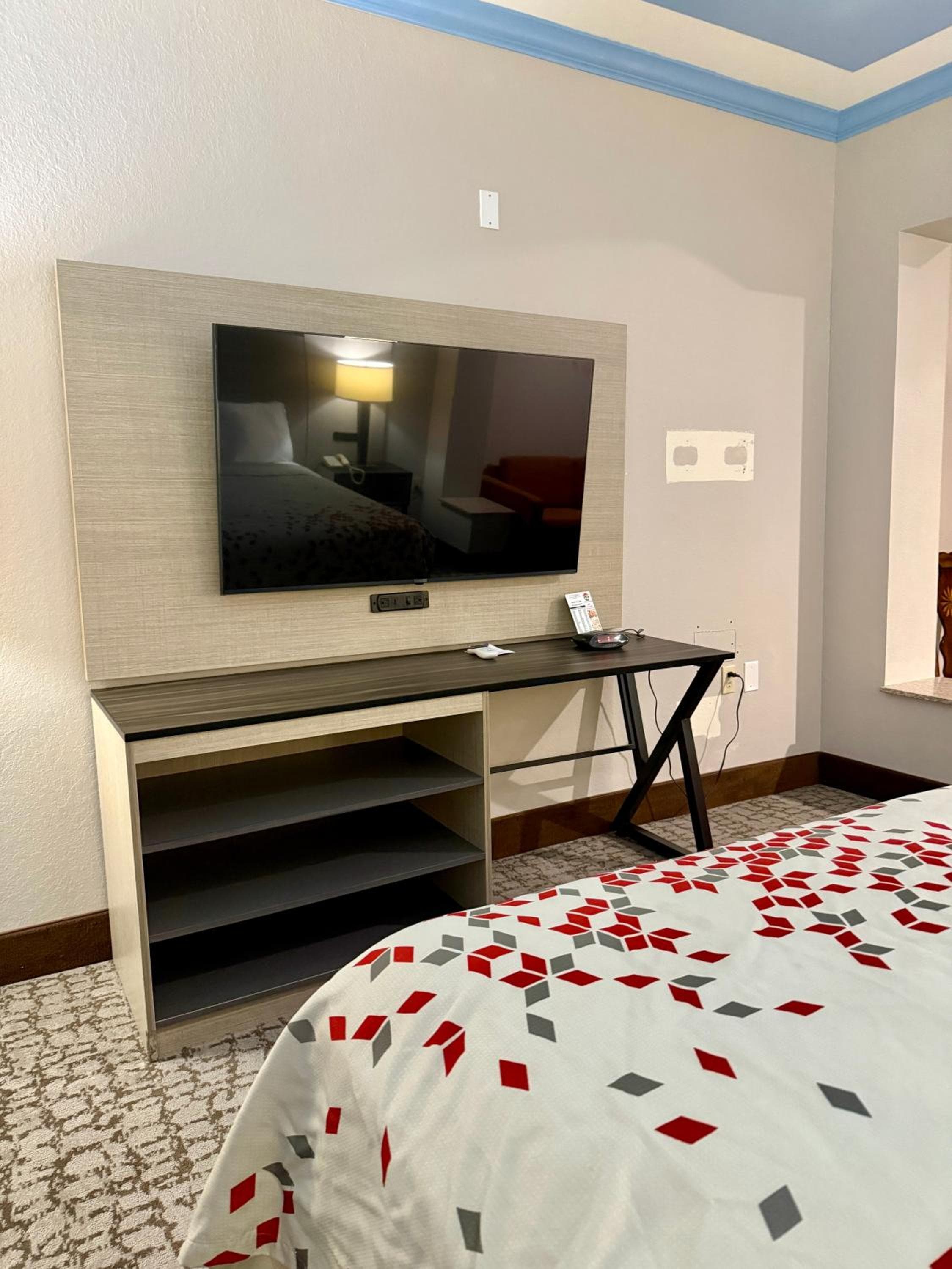 Baymont by Wyndham Texas City