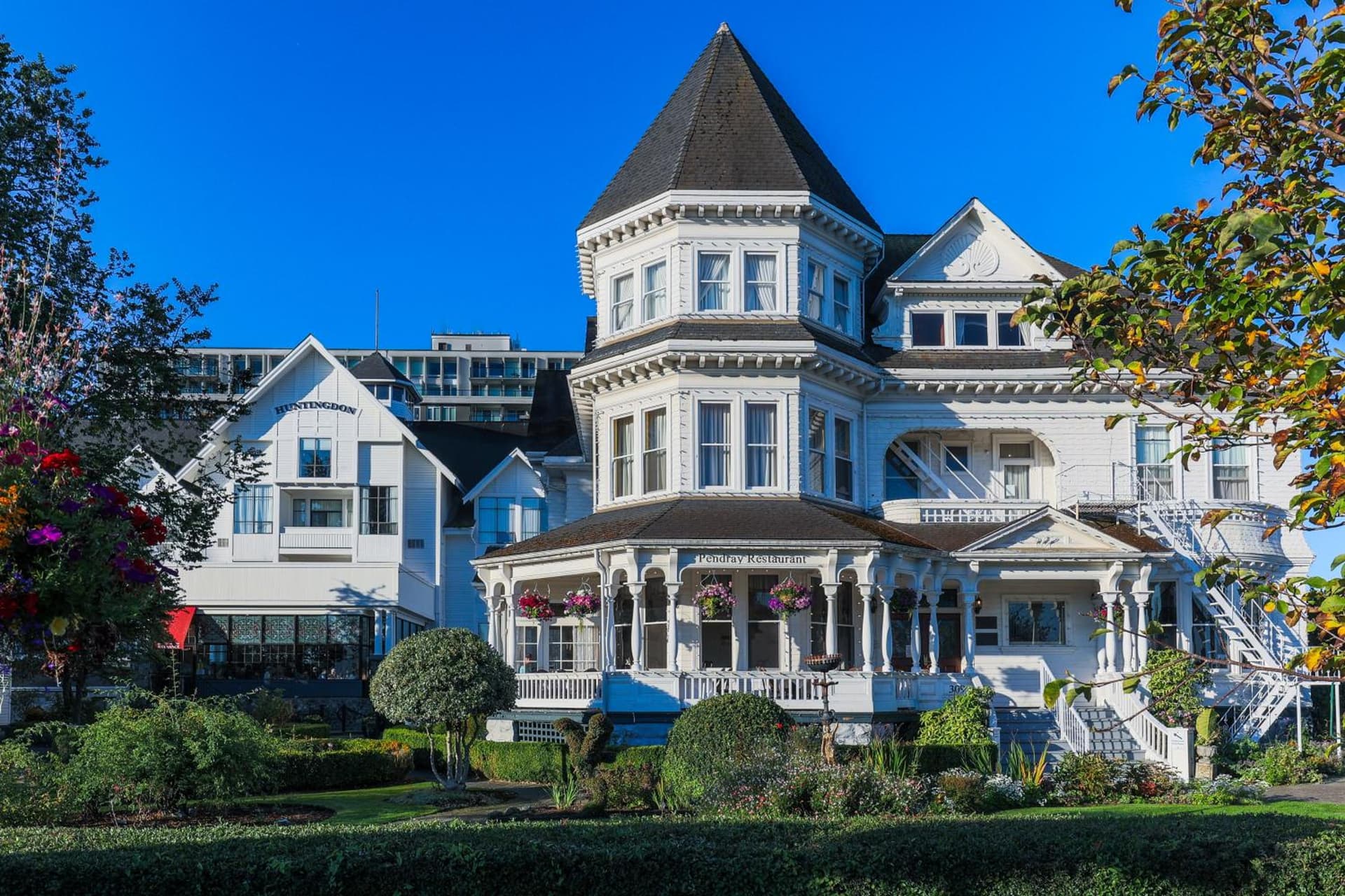Huntingdon Hotel and Suites