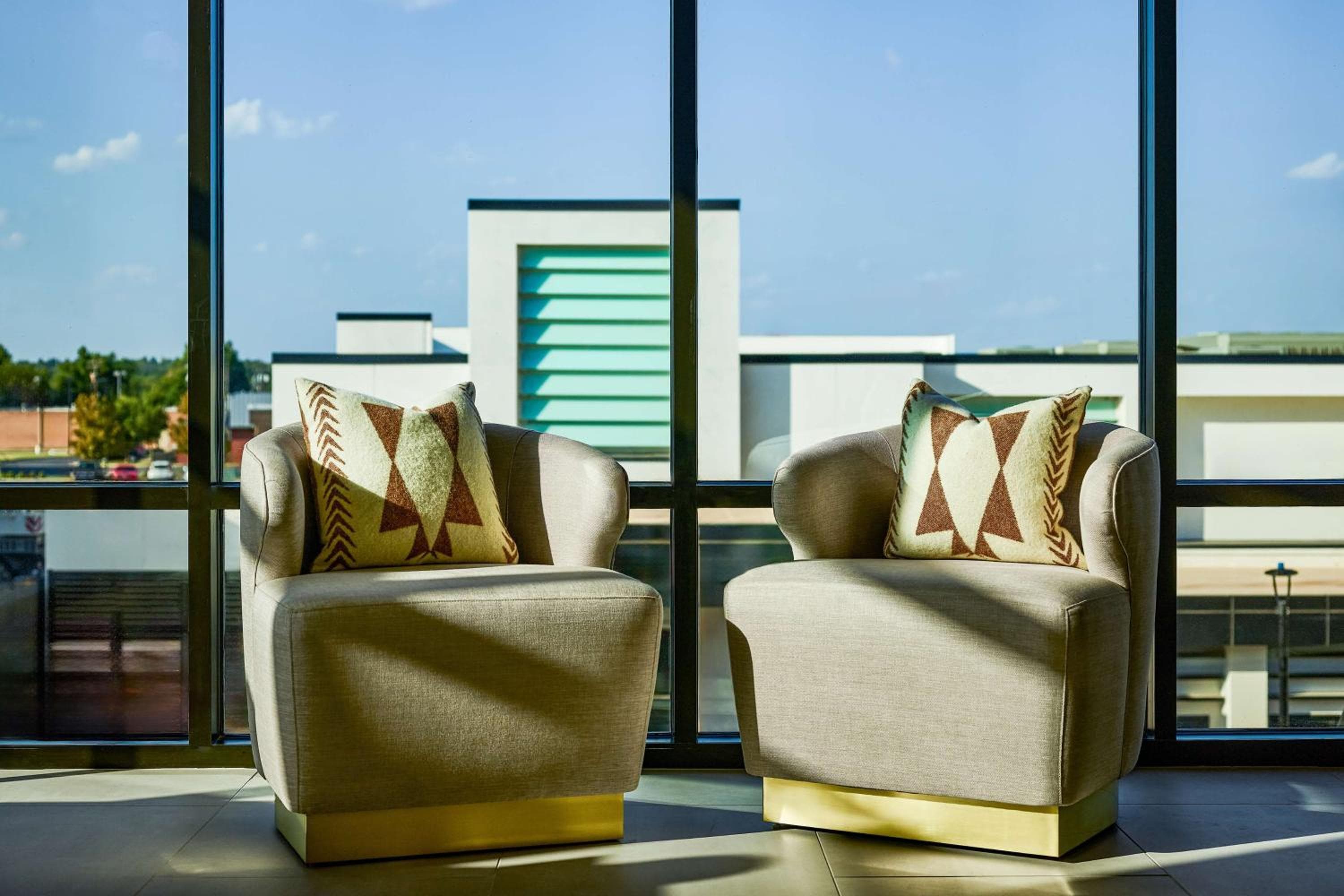 Lively Hotel On Oak Oklahoma City, Tapestry By Hilton