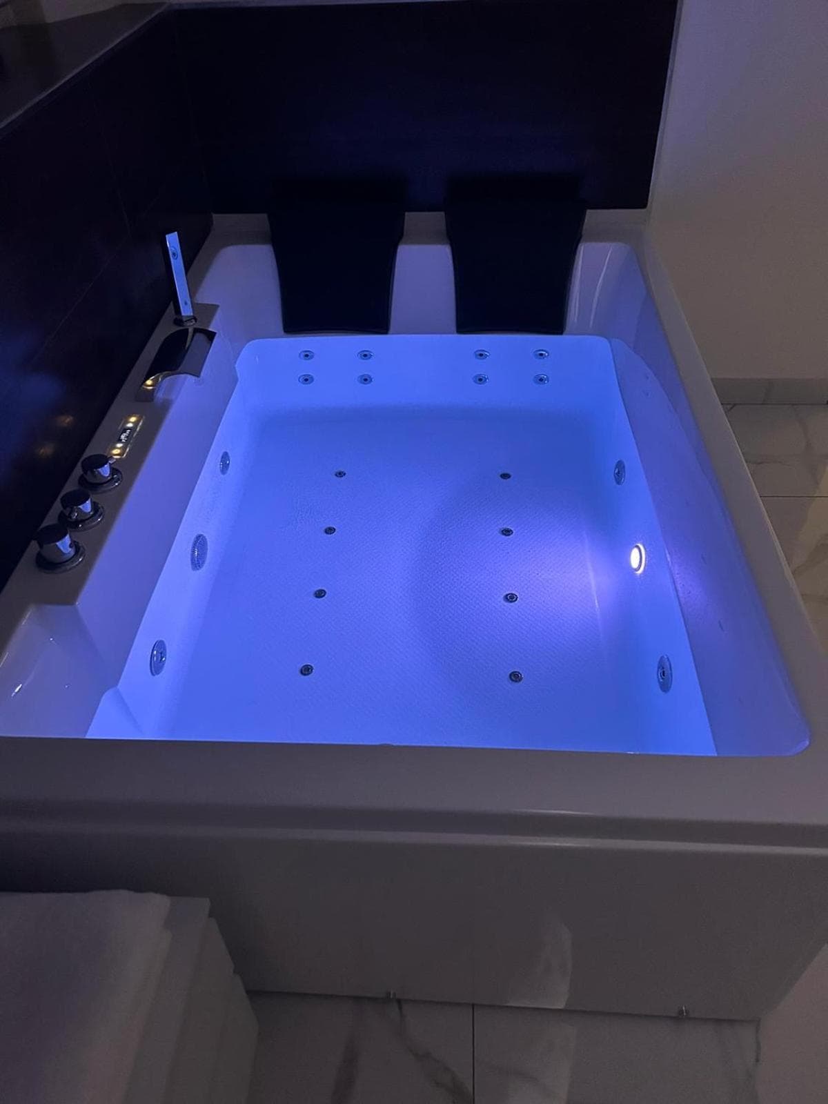 B&B Rossini Luxury 3