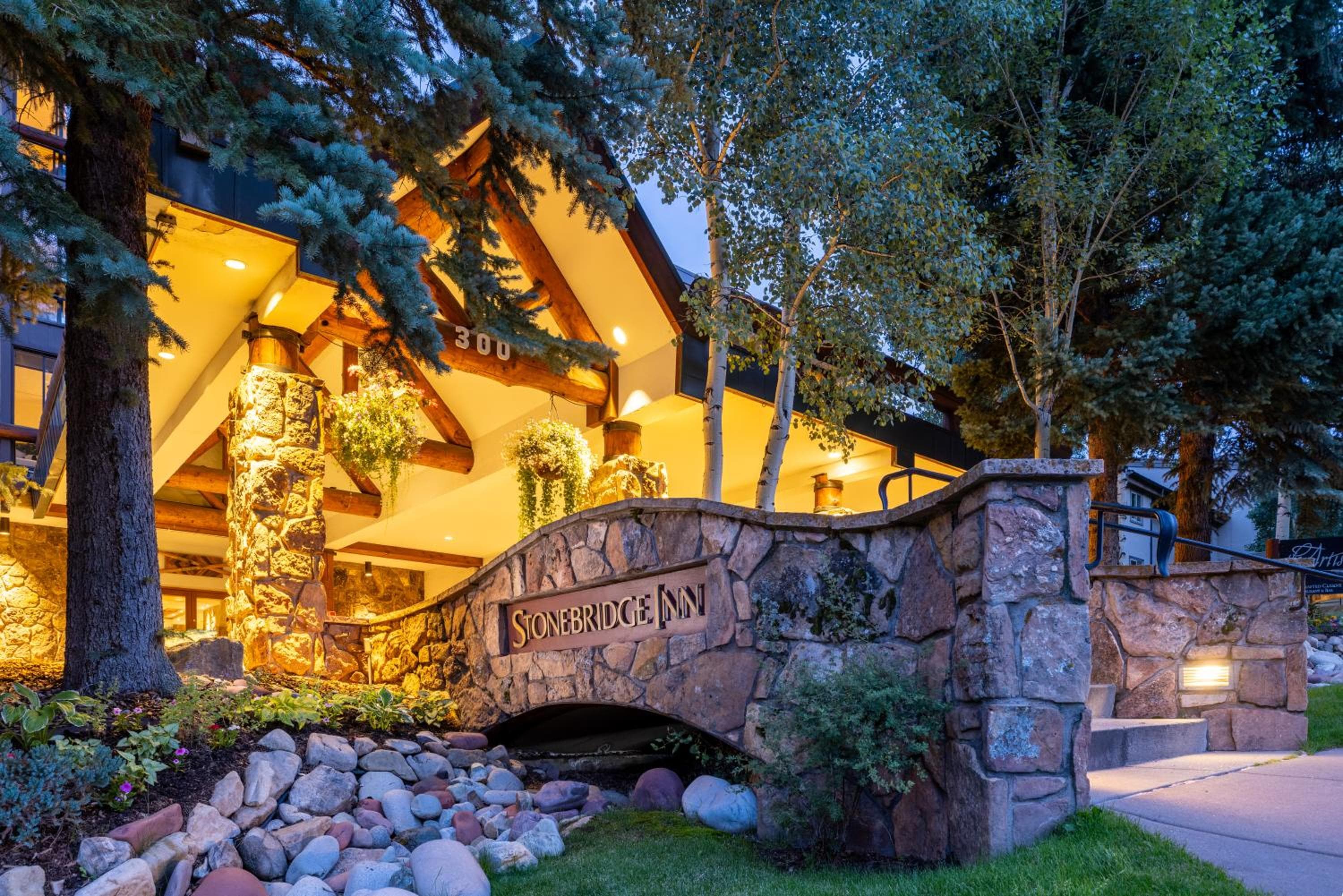 Stonebridge Inn