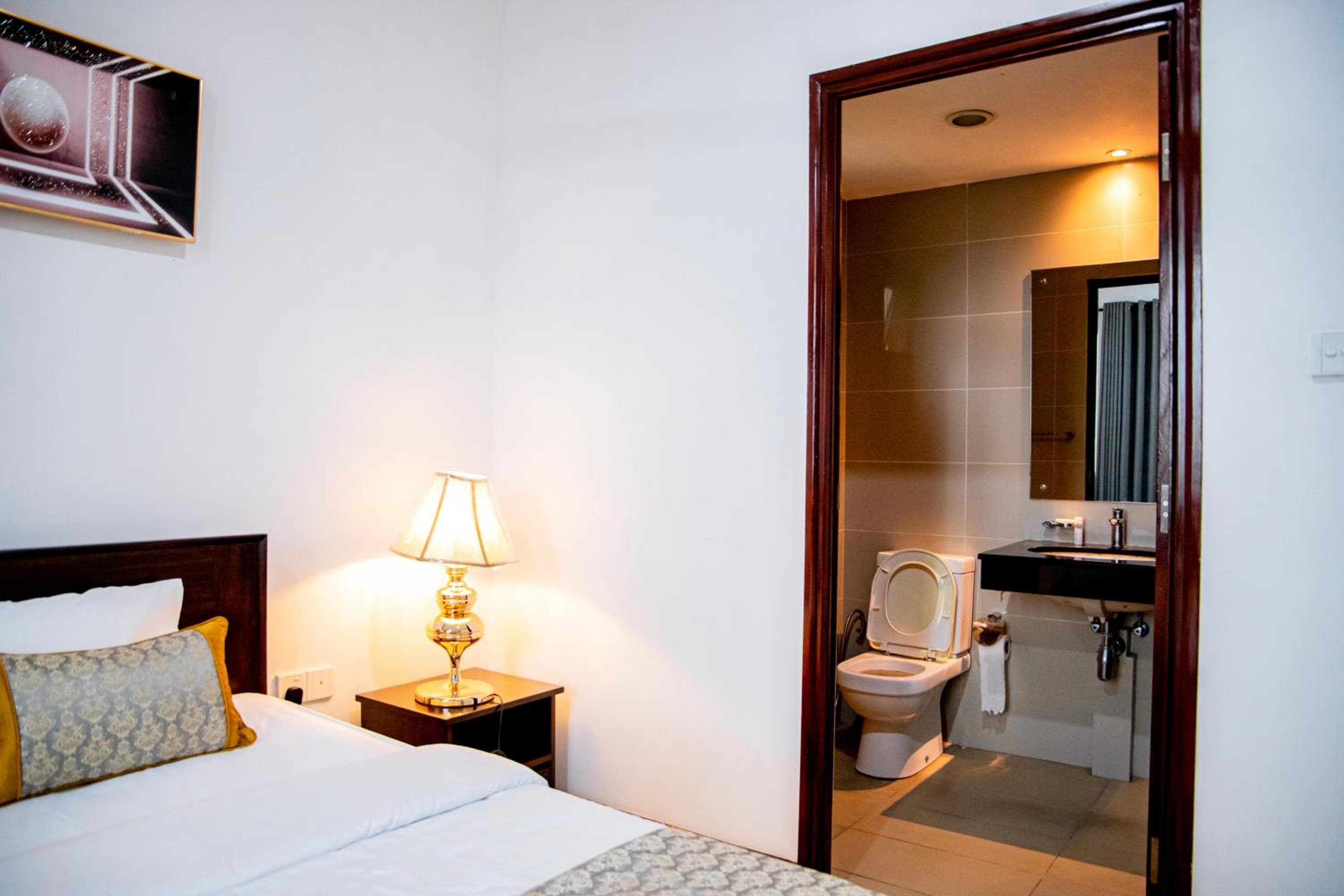Ceylon City Stay