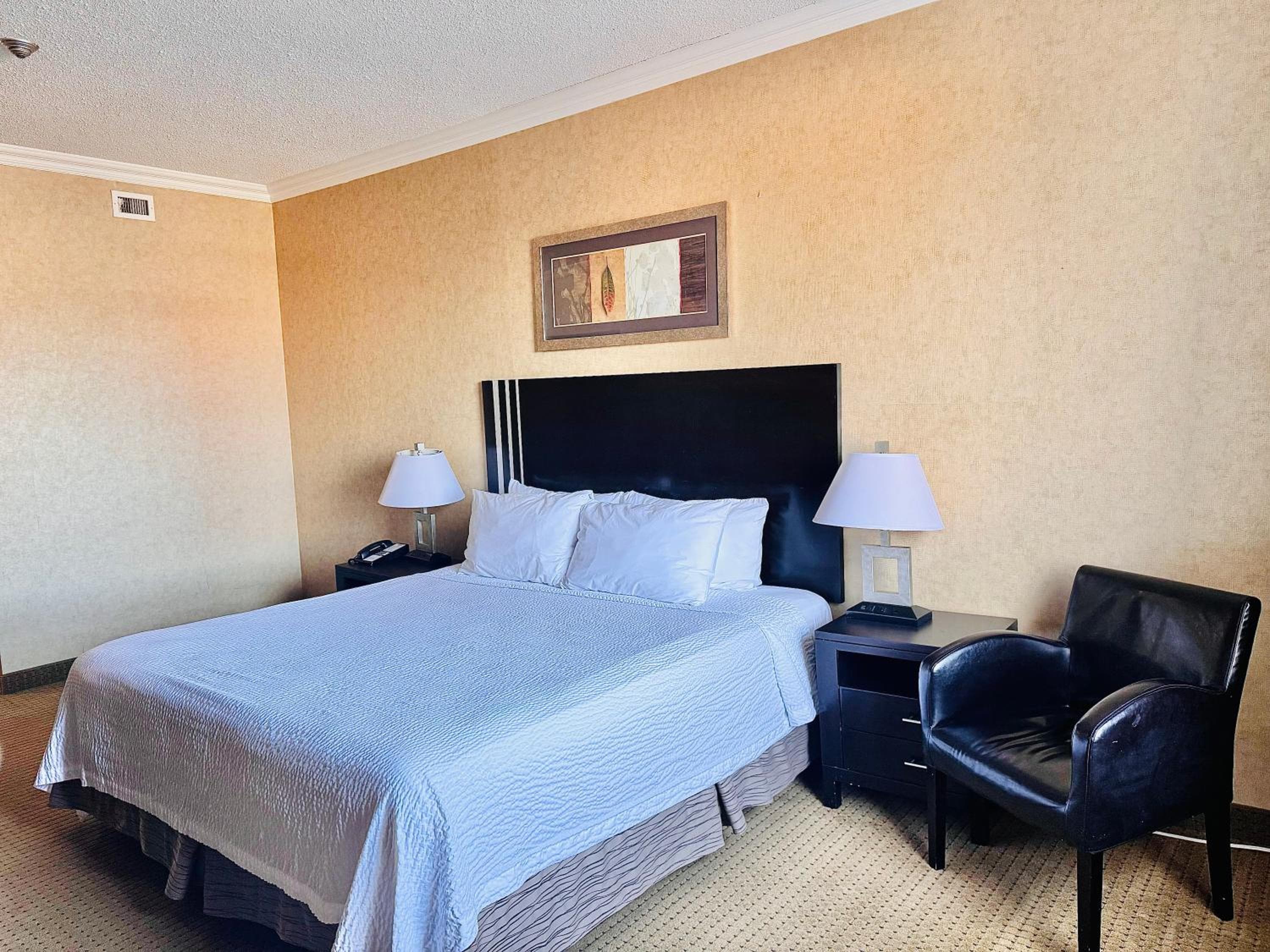 Travelodge by Wyndham Prince Albert